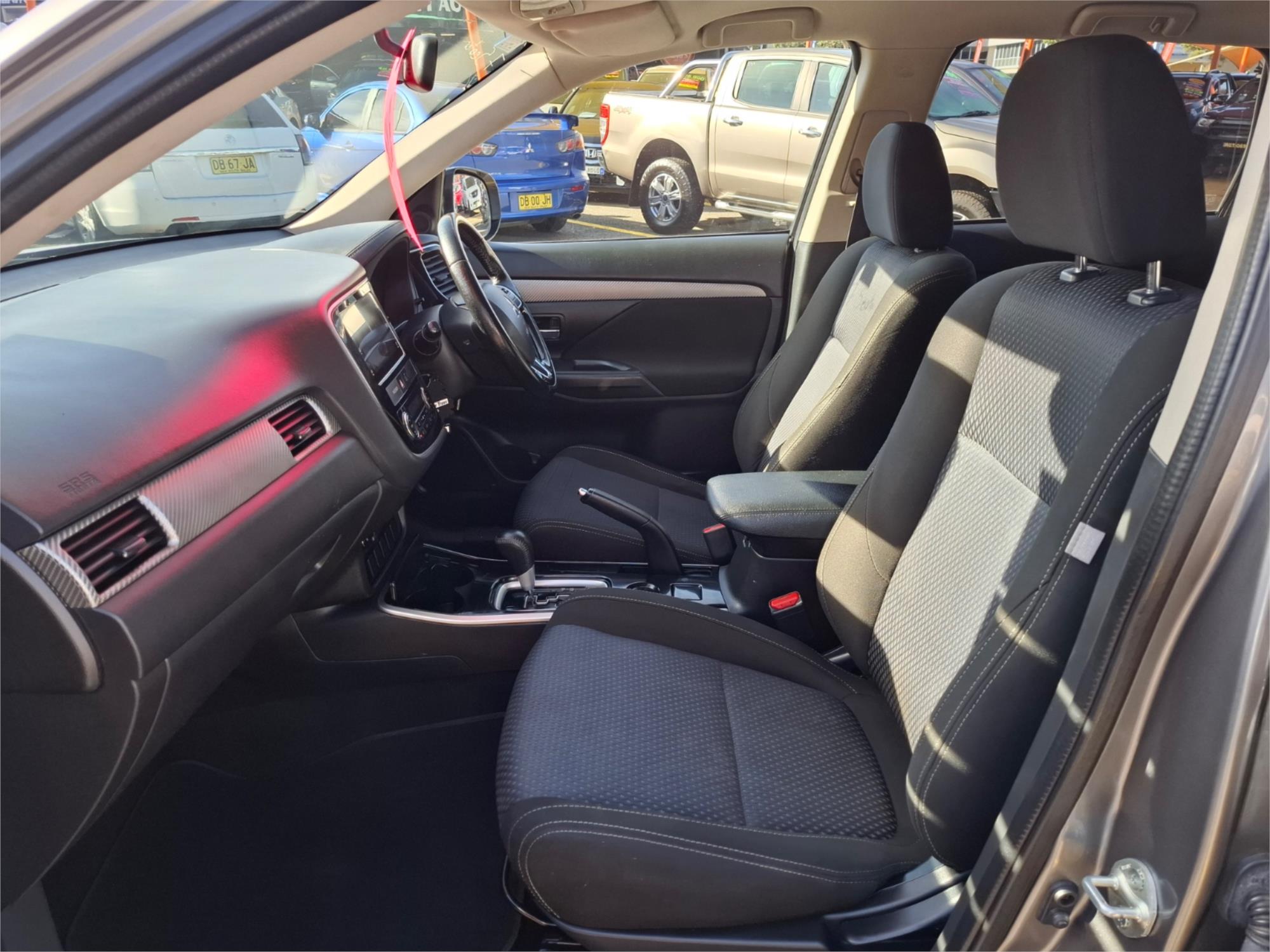 2017 MITSUBISHI OUTLANDER ZK MY17 LS (4x2) CONTINUOUS VARIABLE 4D WAGON