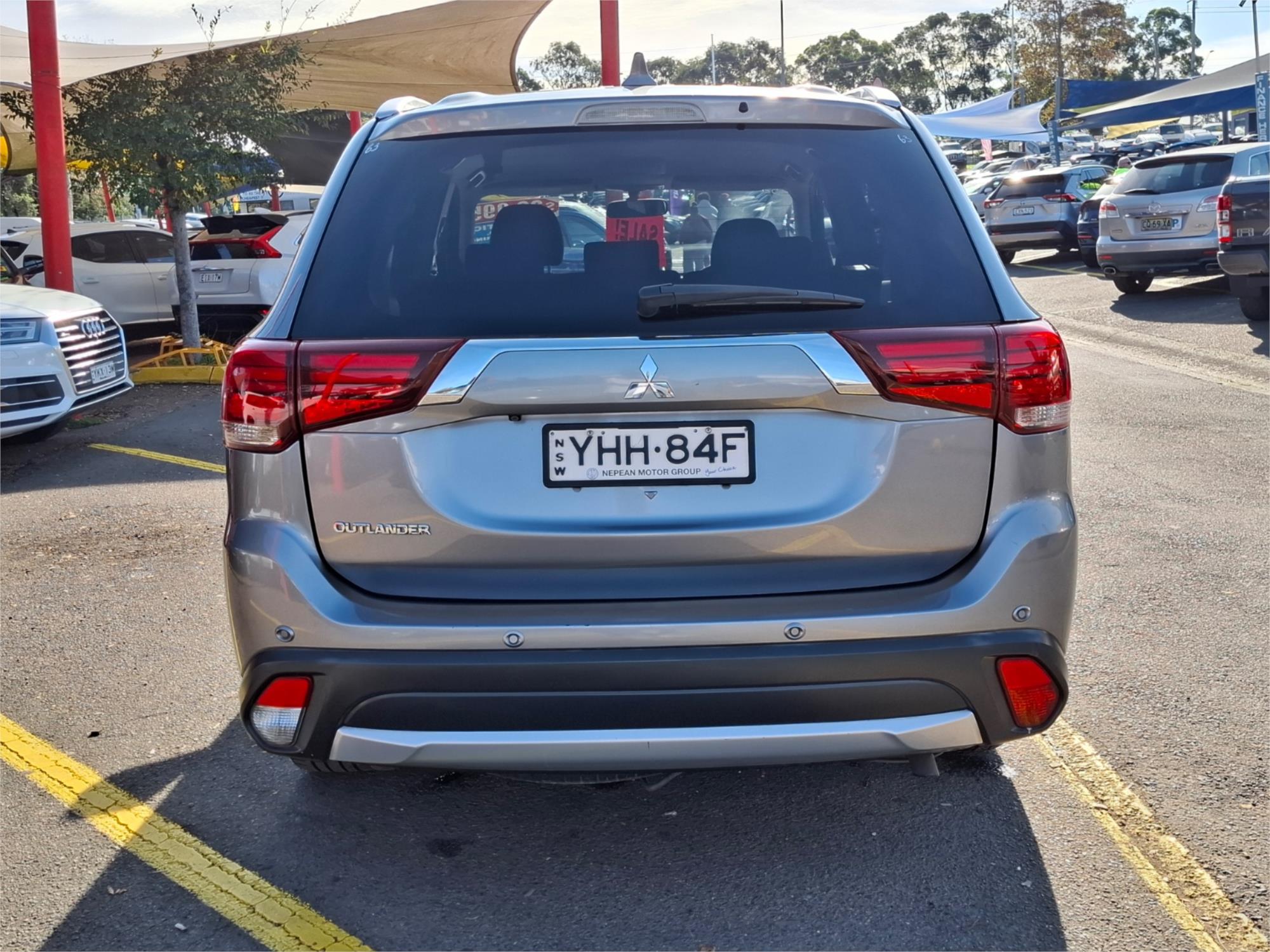 2017 MITSUBISHI OUTLANDER ZK MY17 LS (4x2) CONTINUOUS VARIABLE 4D WAGON