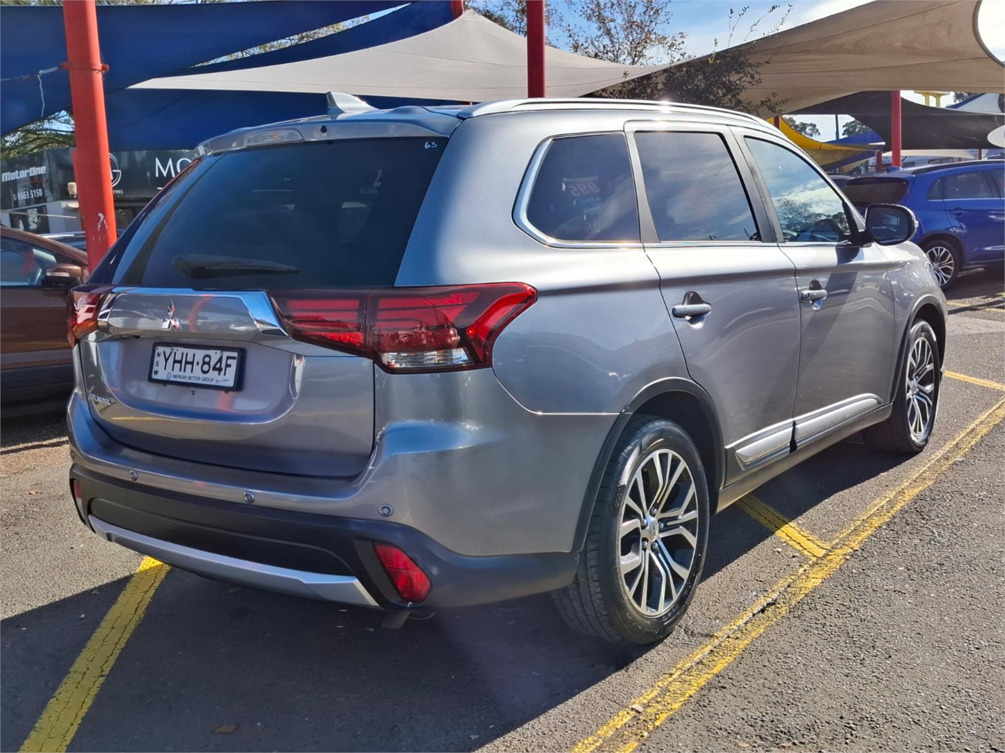 2017 MITSUBISHI OUTLANDER ZK MY17 LS (4x2) CONTINUOUS VARIABLE 4D WAGON