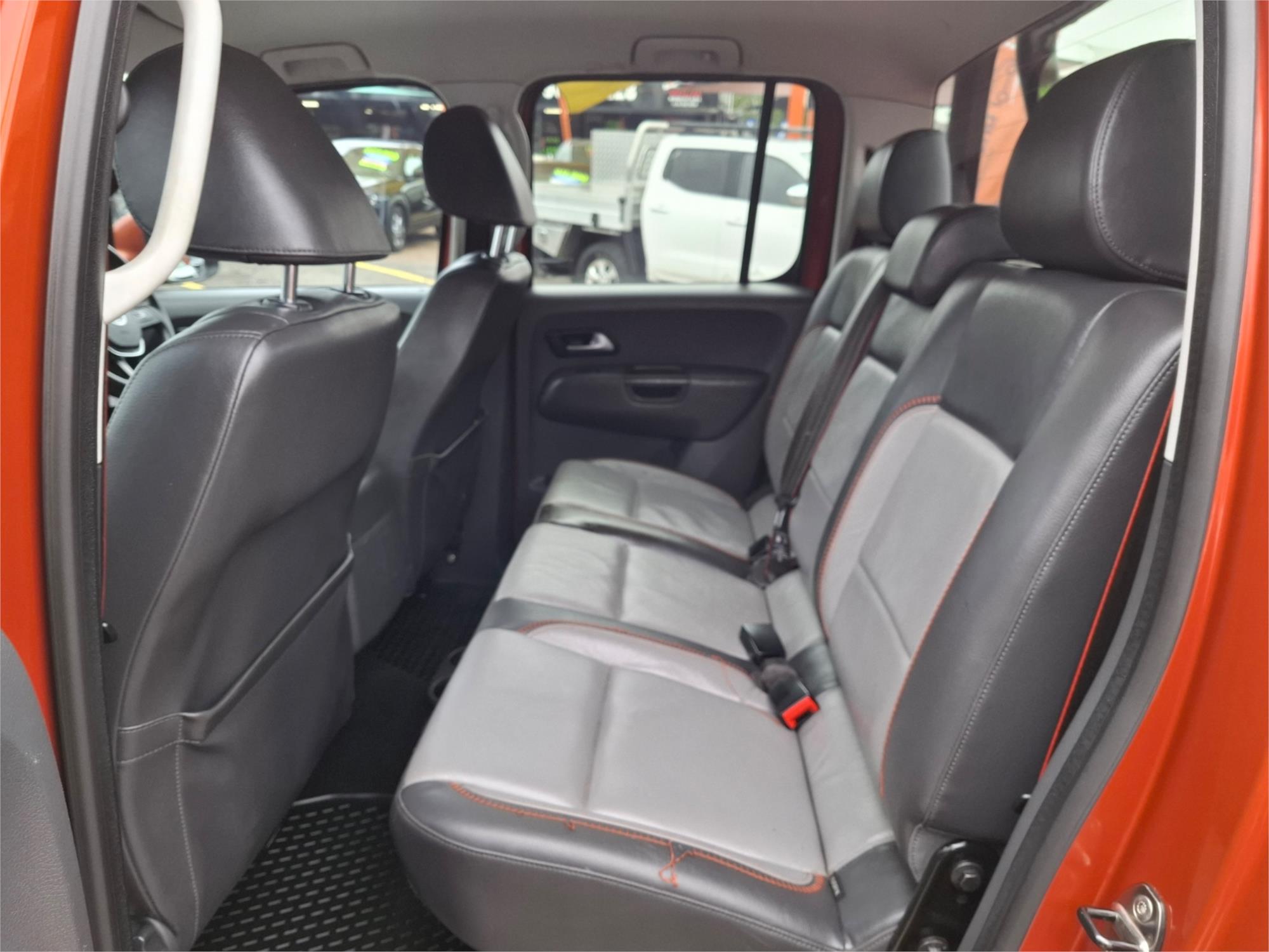 2015 VOLKSWAGEN AMAROK 2H MY14 TDI420 (4x4) 8 SP AUTOMATIC DUAL C/CHAS