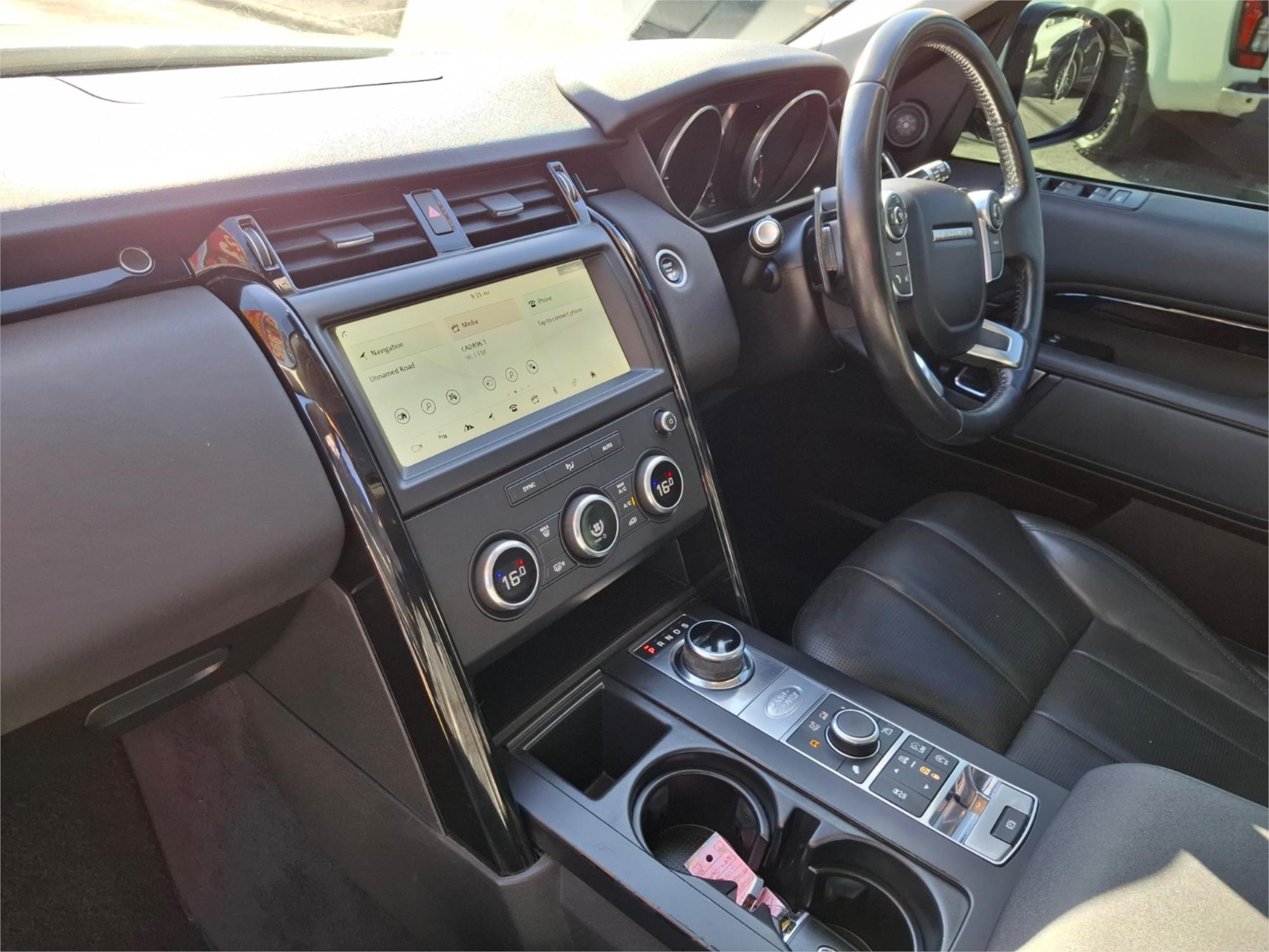 2018 LAND ROVER DISCOVERY L462 MY19 SD4 SE (177kW) 8 SP AUTOMATIC 4D WAGON