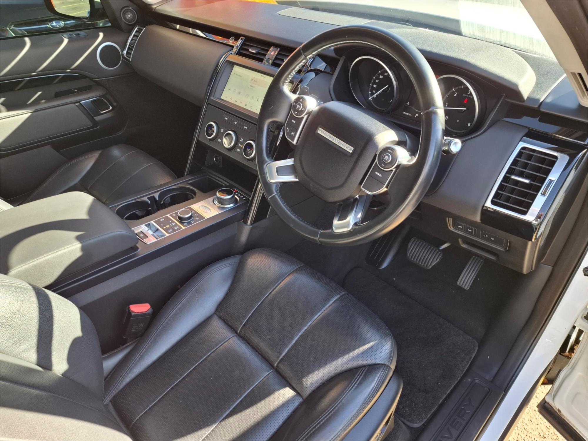 2018 LAND ROVER DISCOVERY L462 MY19 SD4 SE (177kW) 8 SP AUTOMATIC 4D WAGON