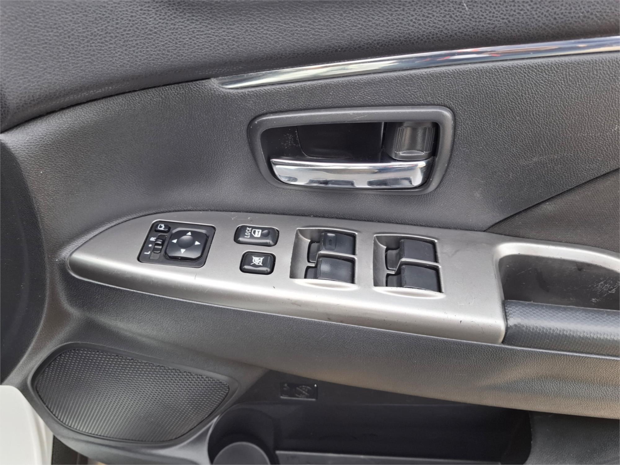 2017 MITSUBISHI ASX XC MY17 LS (2WD) CONTINUOUS VARIABLE 4D WAGON