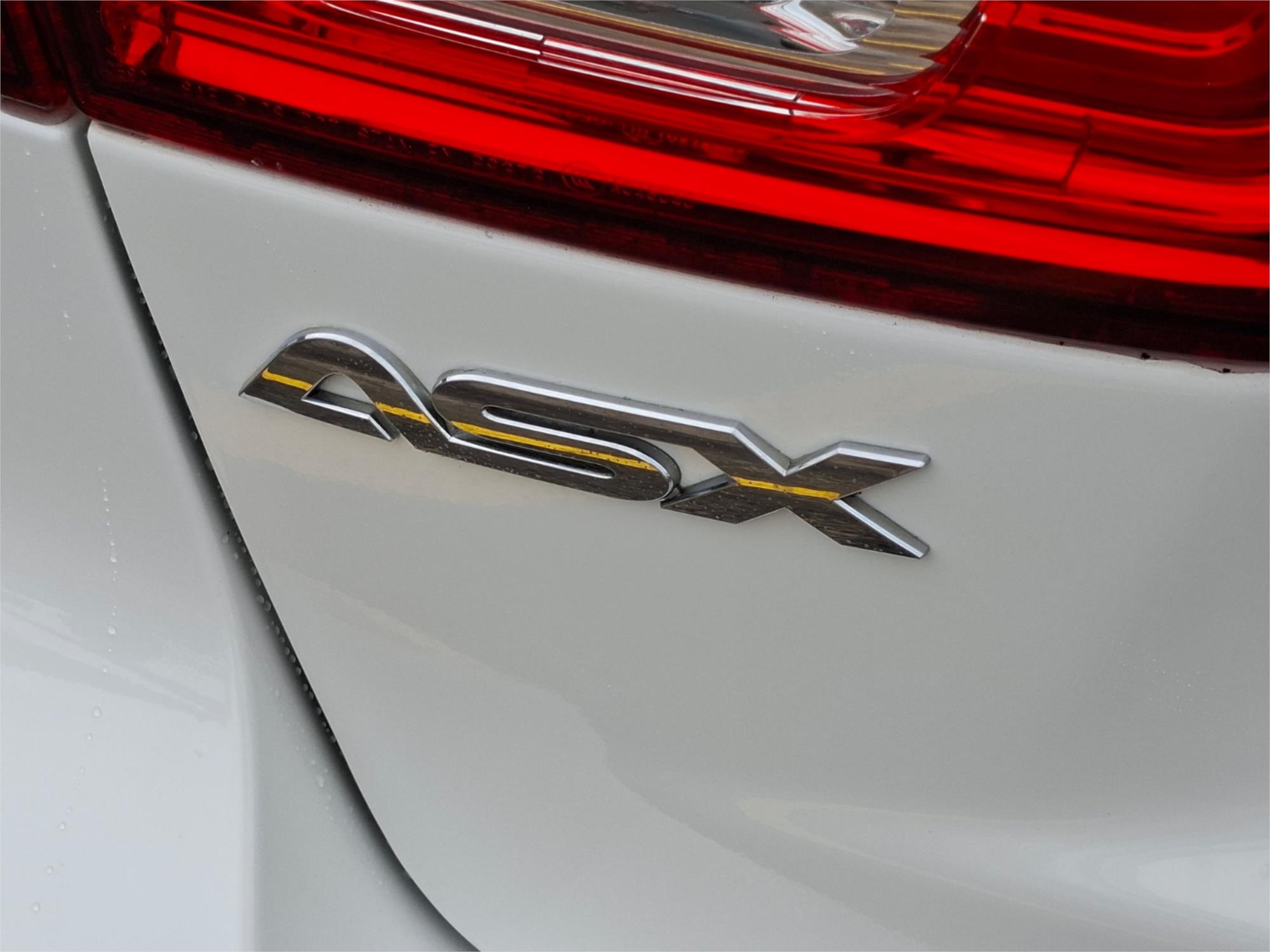 2017 MITSUBISHI ASX XC MY17 LS (2WD) CONTINUOUS VARIABLE 4D WAGON