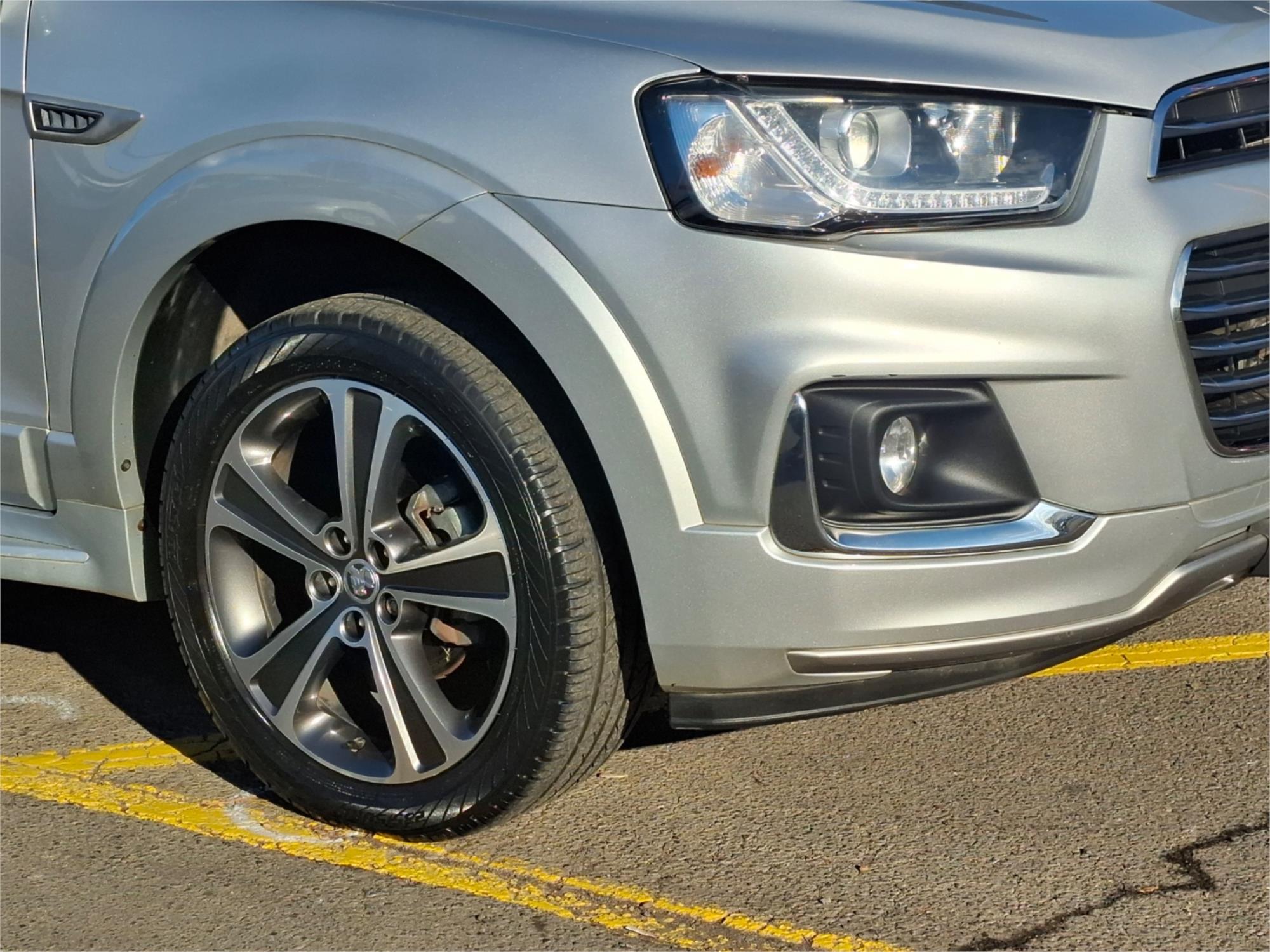 2017 HOLDEN CAPTIVA CG MY18 7 LTZ (AWD) 6 SP AUTOMATIC 4D WAGON