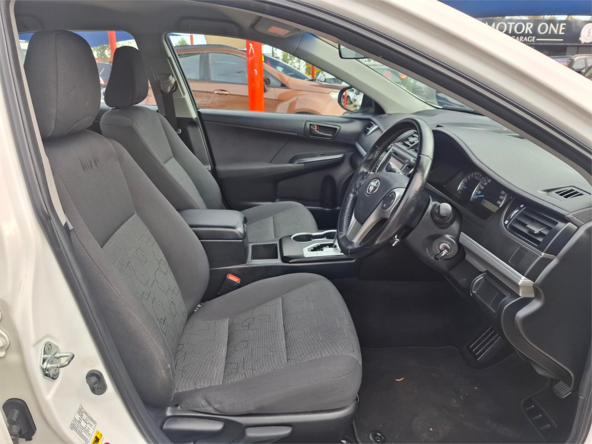 2014 TOYOTA CAMRY ASV50R RZ 6 SP AUTOMATIC 4D SEDAN