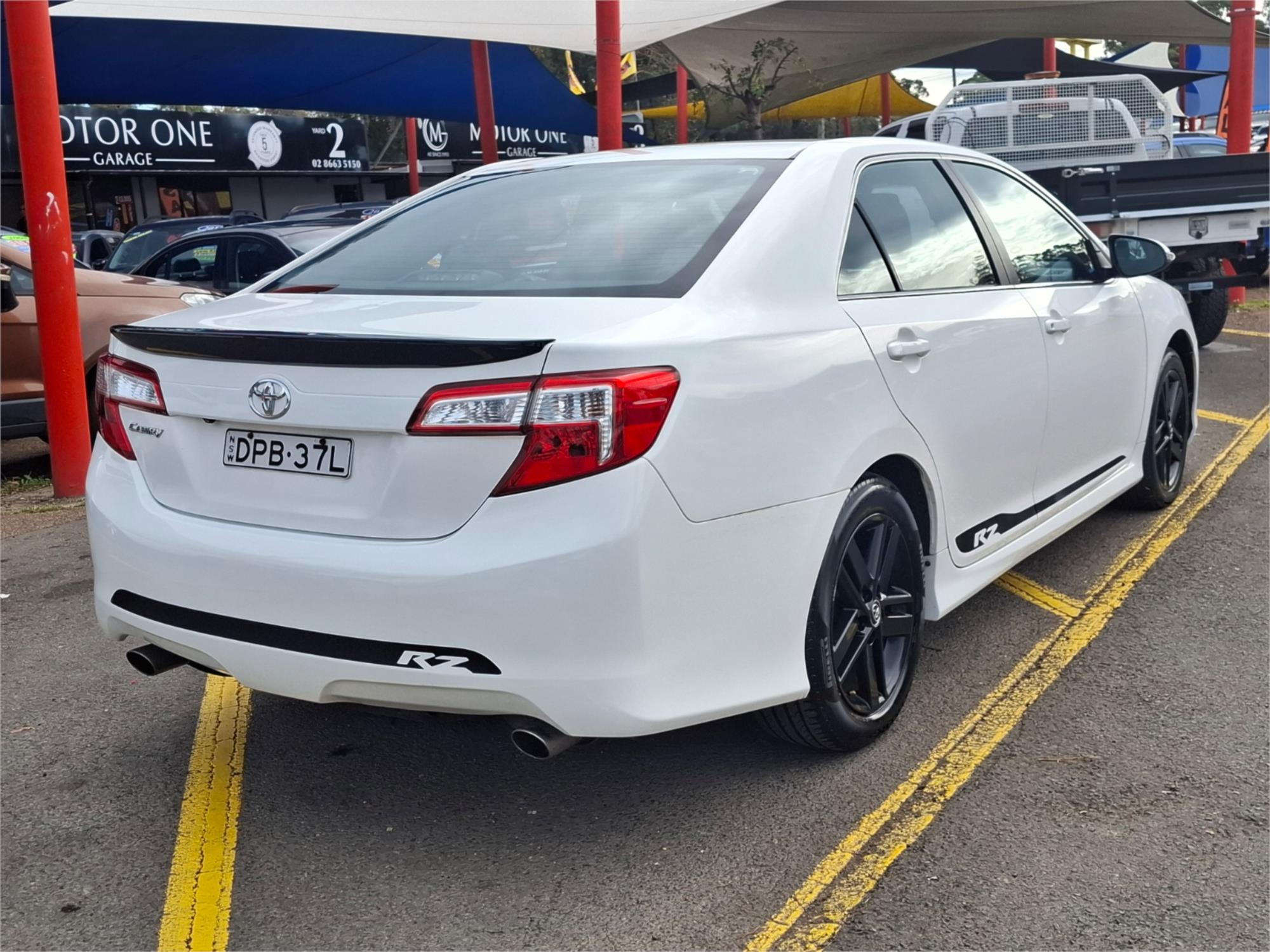 2014 TOYOTA CAMRY ASV50R RZ 6 SP AUTOMATIC 4D SEDAN