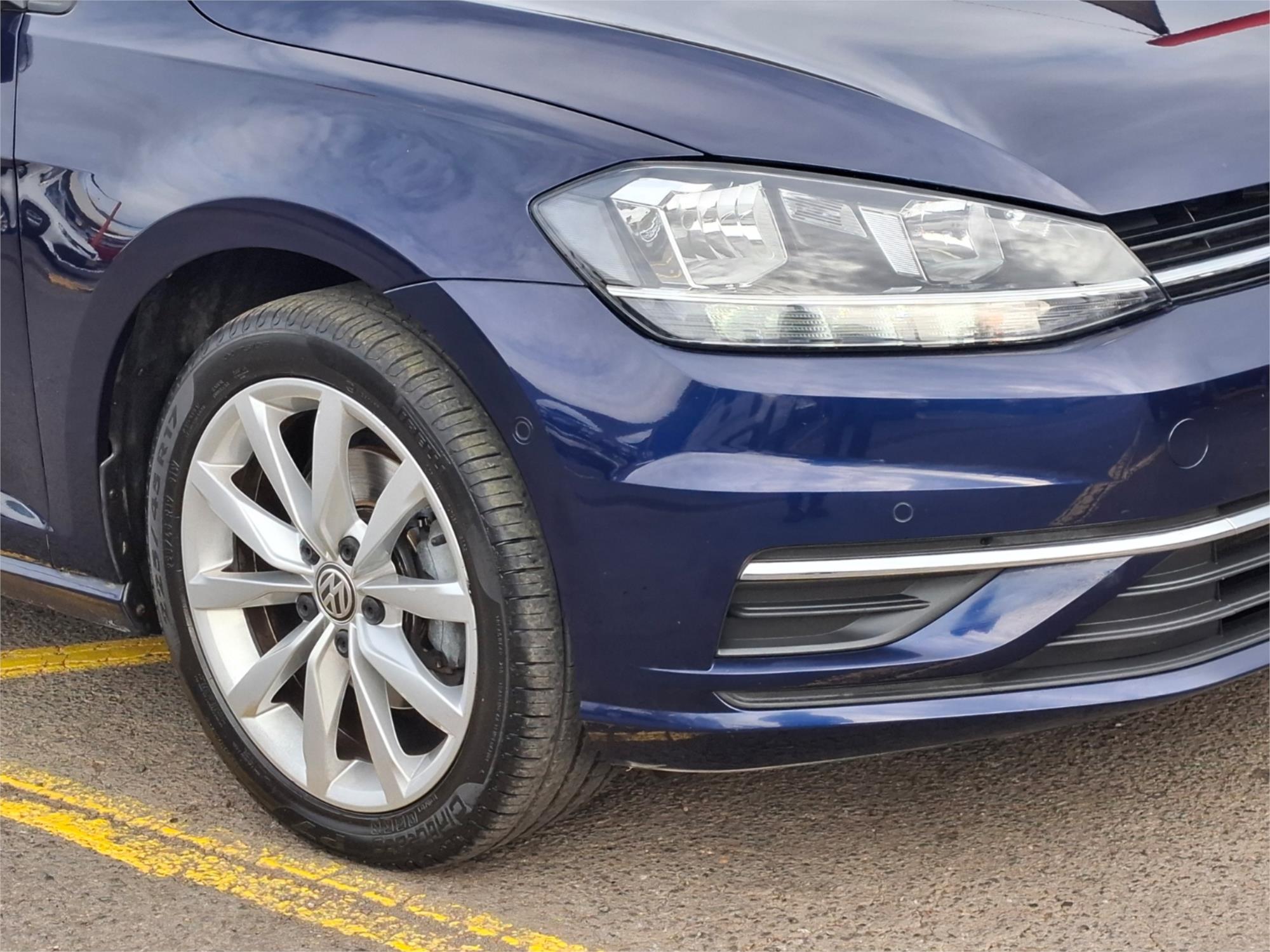 2018 VOLKSWAGEN GOLF AU MY18 110 TSI COMFORTLINE 7 SP AUTO DIRECT SHIFT 5D HATCHBACK