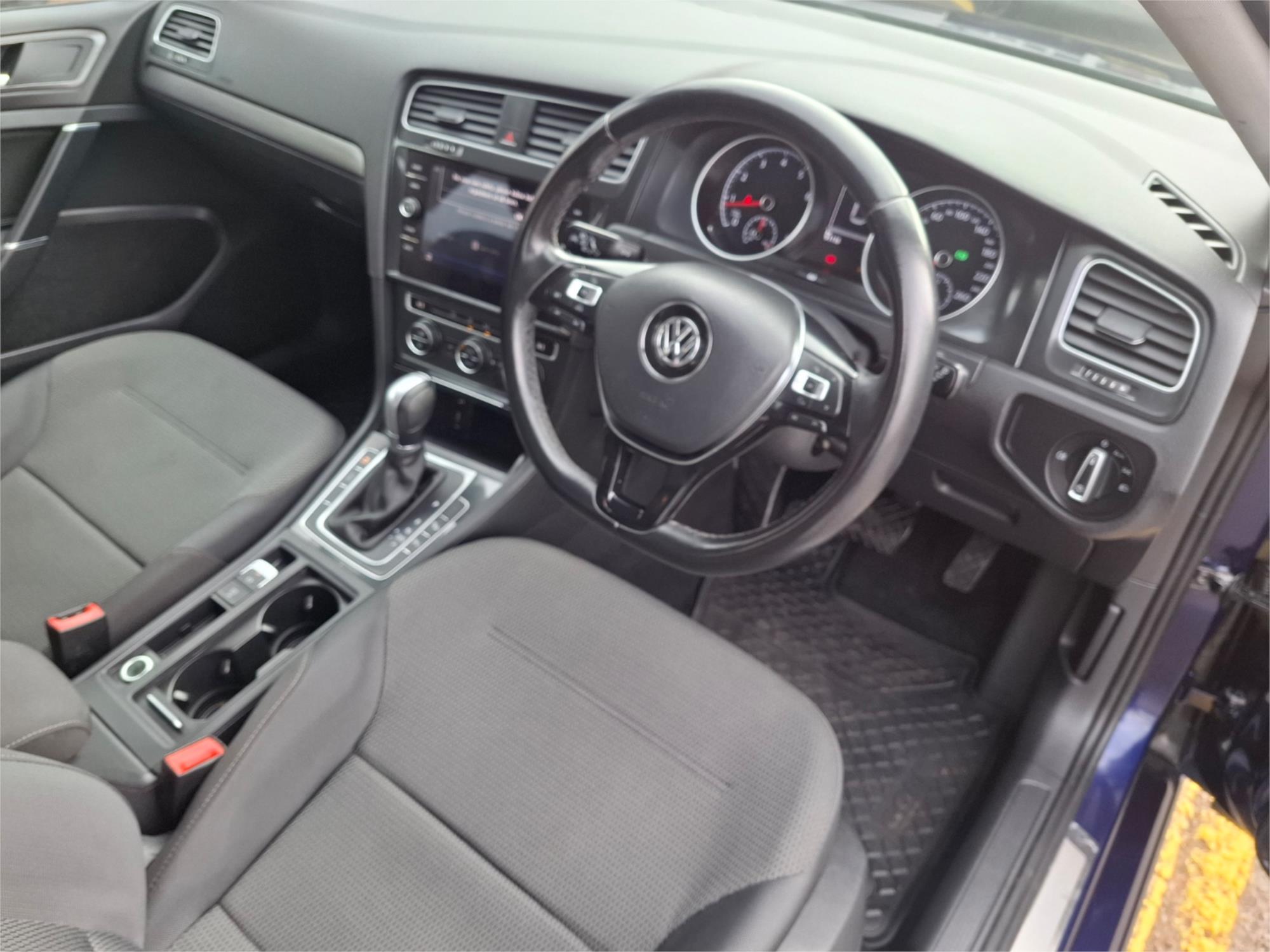 2018 VOLKSWAGEN GOLF AU MY18 110 TSI COMFORTLINE 7 SP AUTO DIRECT SHIFT 5D HATCHBACK