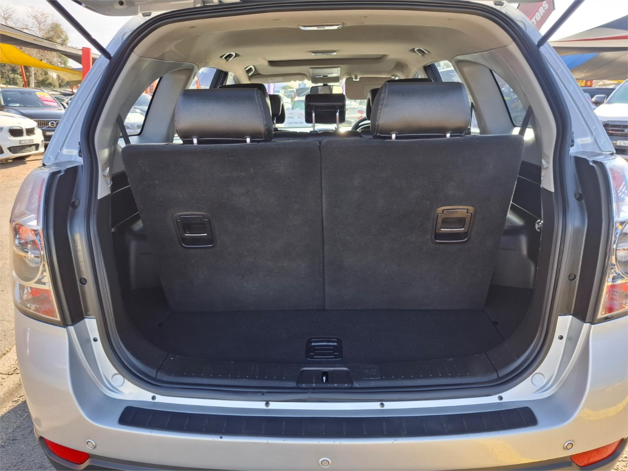 2013 HOLDEN CAPTIVA CG MY12 7 LX (4x4) 6 SP AUTOMATIC 4D WAGON