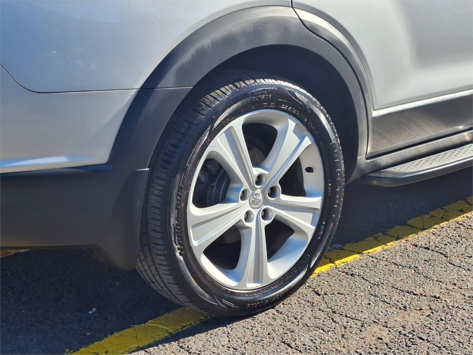 2013 HOLDEN CAPTIVA CG MY12 7 LX (4x4) 6 SP AUTOMATIC 4D WAGON
