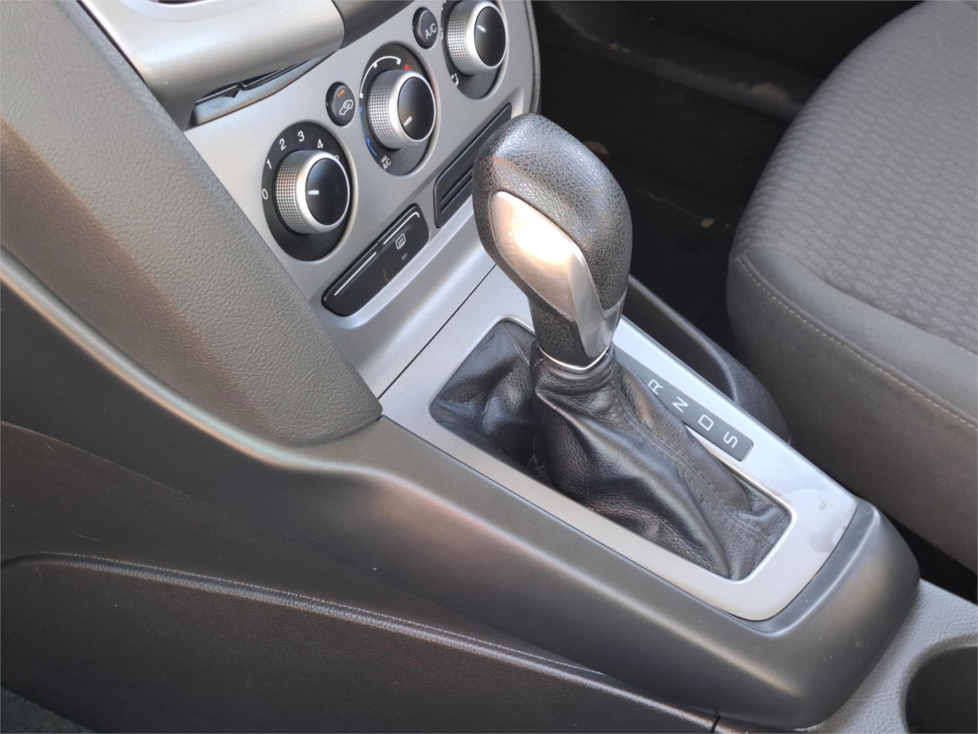 2014 FORD FOCUS LW MK2 MY14 TREND 6 SP AUTOMATIC 5D HATCHBACK