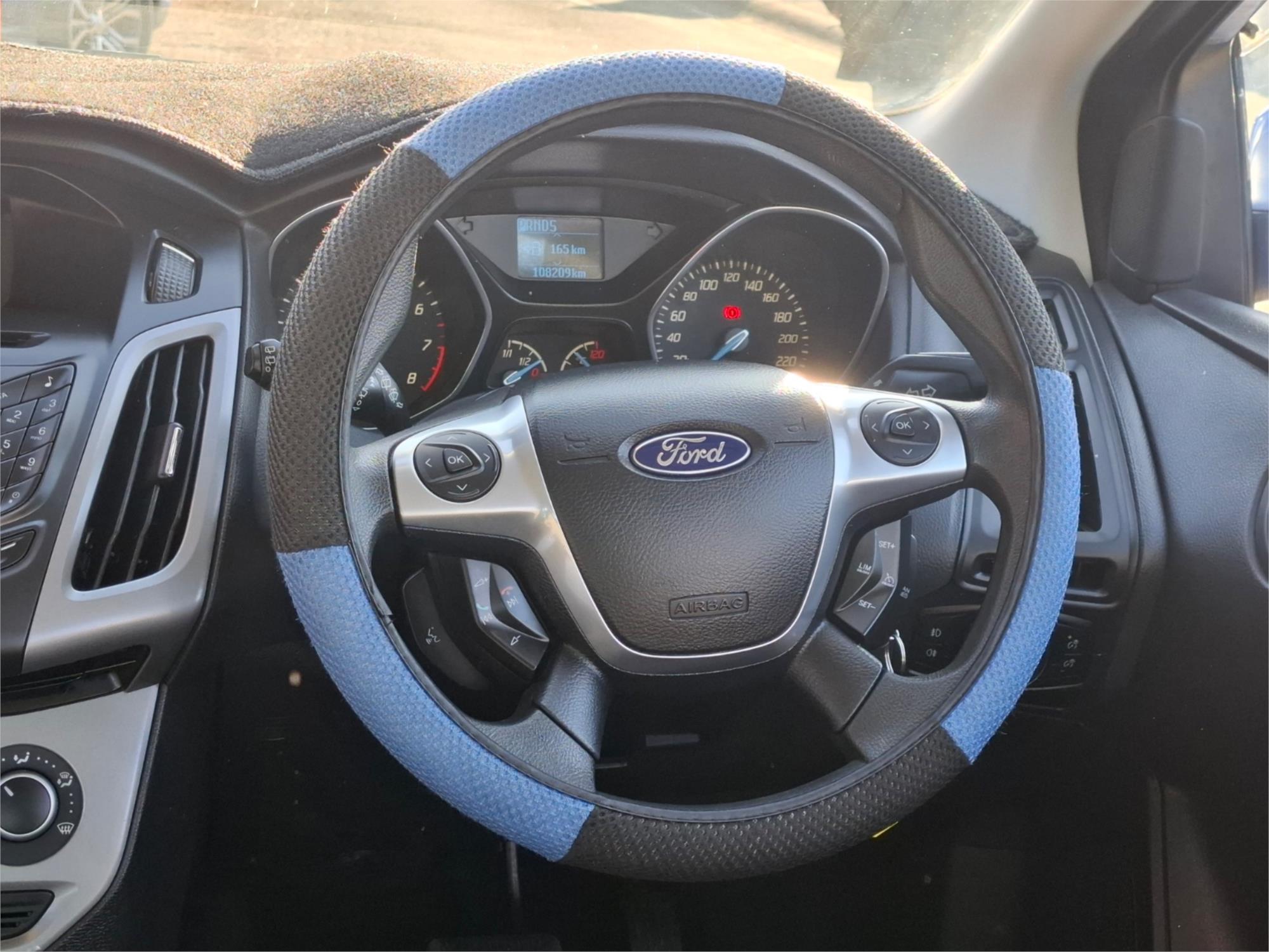 2014 FORD FOCUS LW MK2 MY14 TREND 6 SP AUTOMATIC 5D HATCHBACK