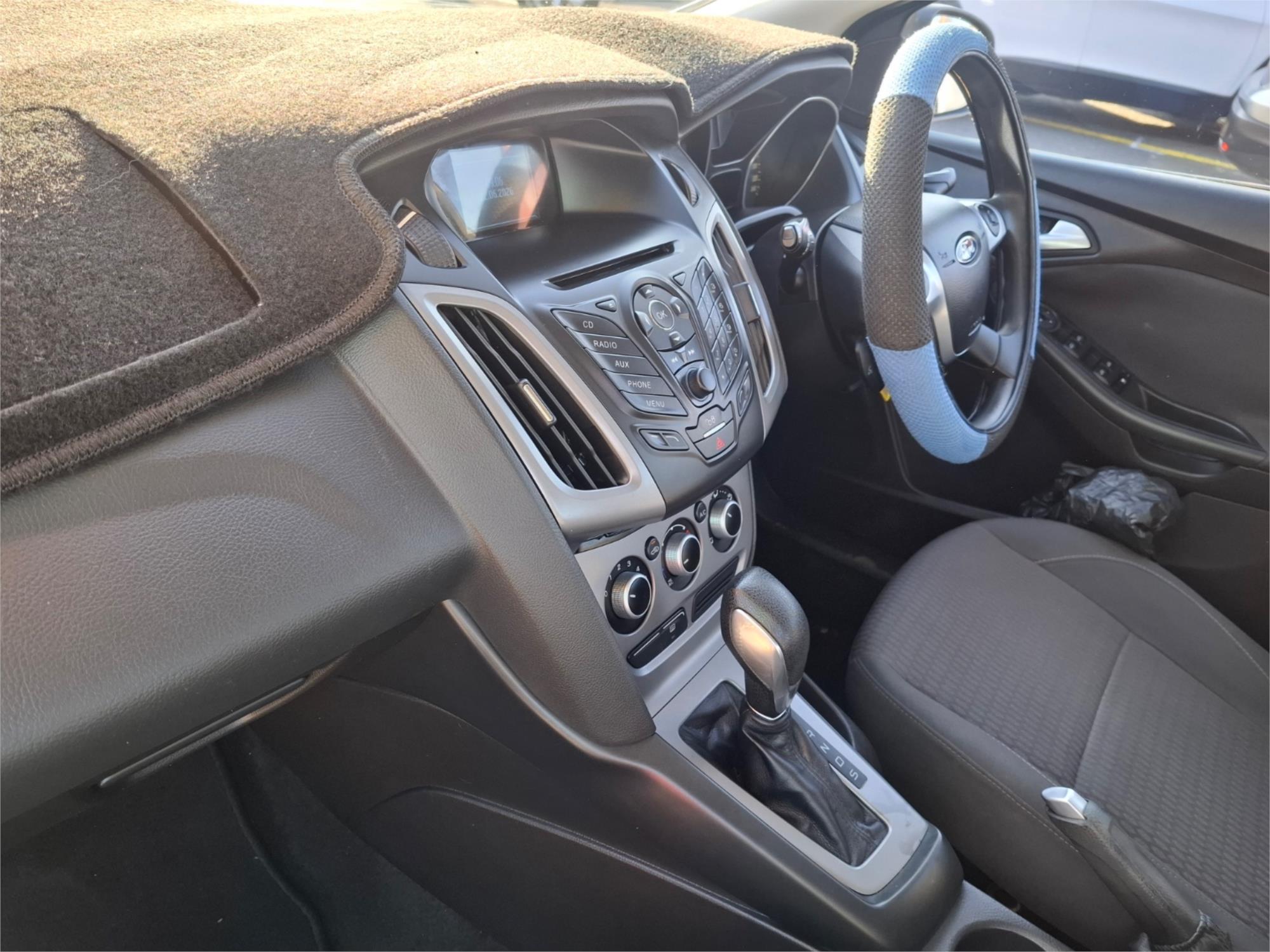 2014 FORD FOCUS LW MK2 MY14 TREND 6 SP AUTOMATIC 5D HATCHBACK