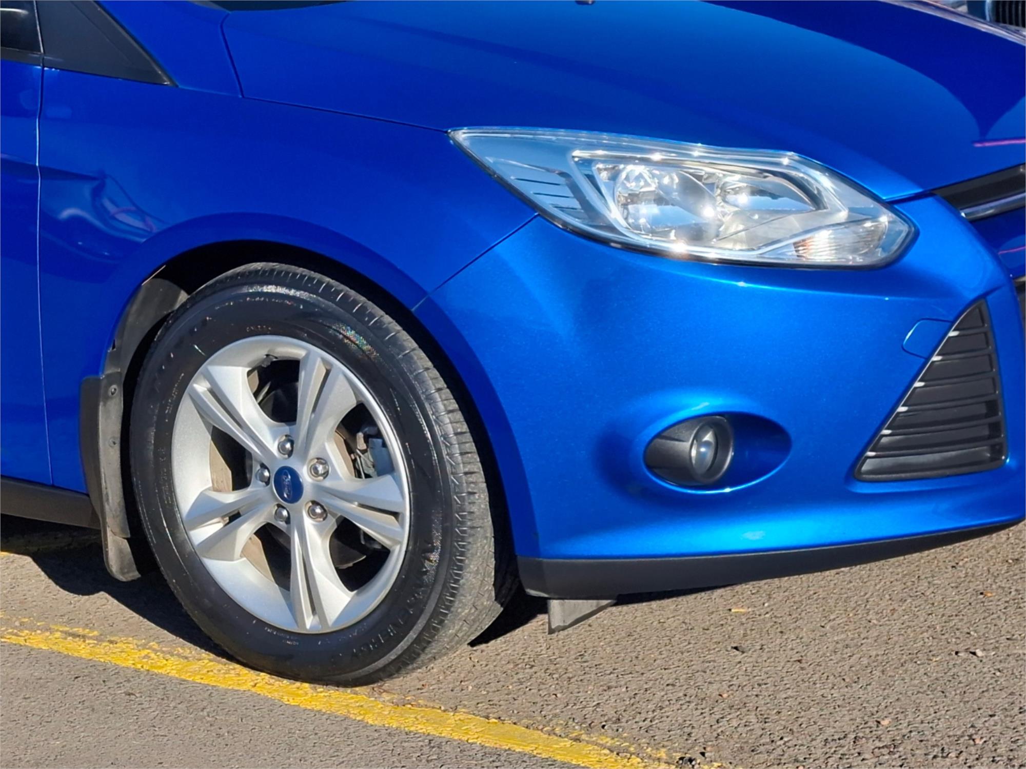 2014 FORD FOCUS LW MK2 MY14 TREND 6 SP AUTOMATIC 5D HATCHBACK