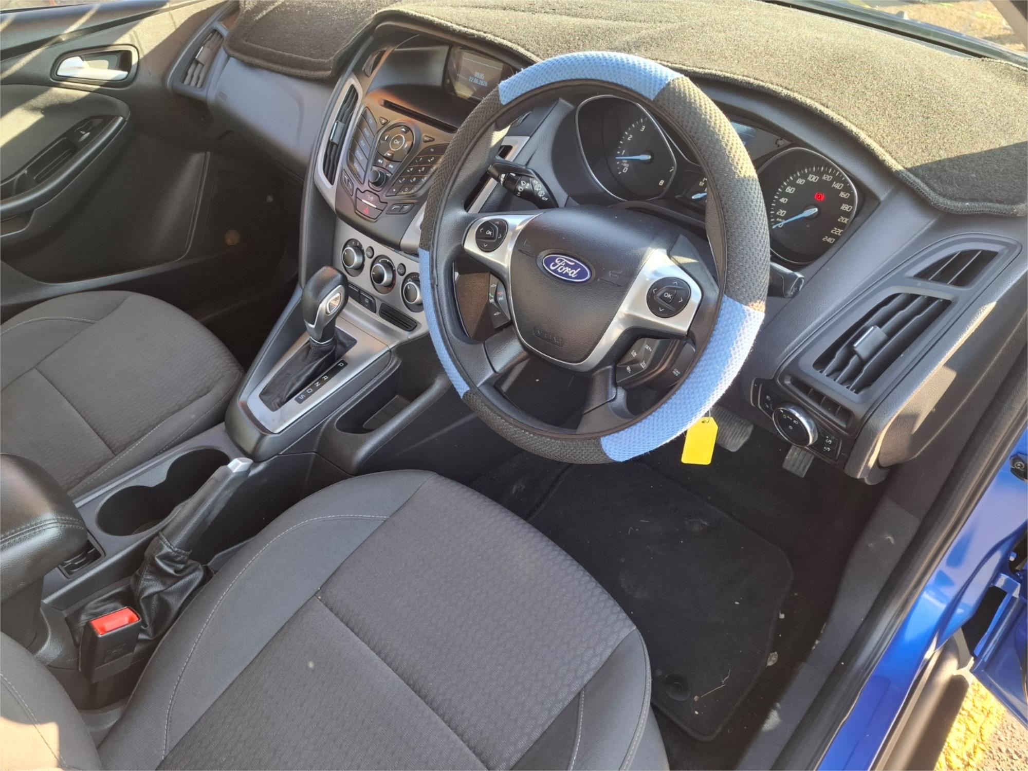 2014 FORD FOCUS LW MK2 MY14 TREND 6 SP AUTOMATIC 5D HATCHBACK