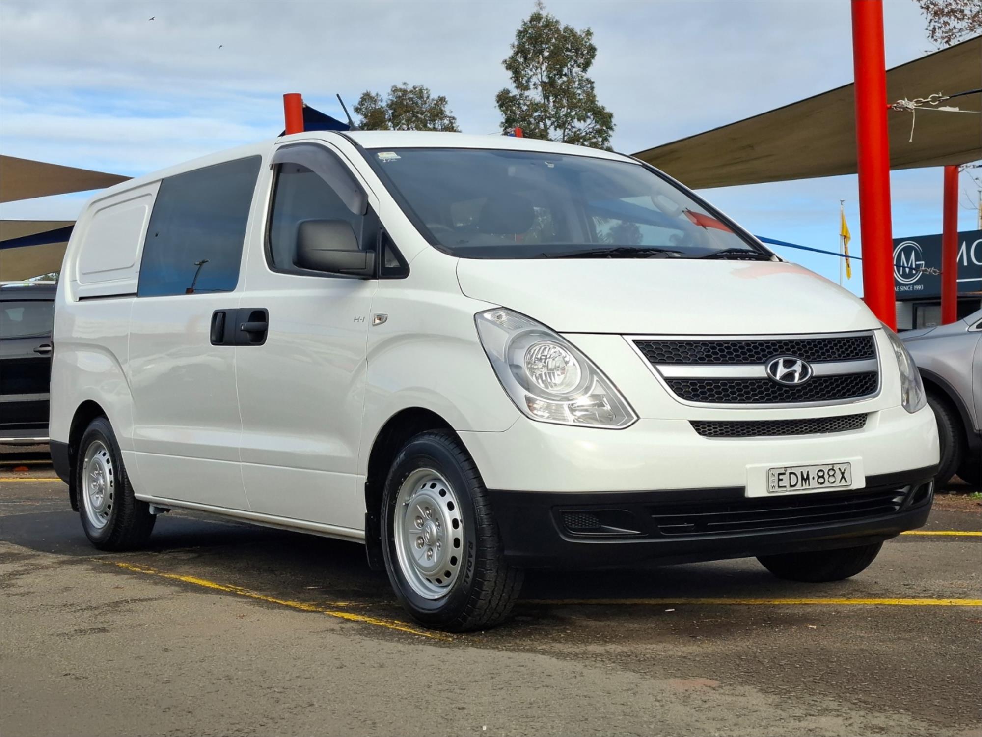 2015 HYUNDAI iLOAD TQ SERIES 2 (TQ3) 6 SP MANUAL 4D VAN