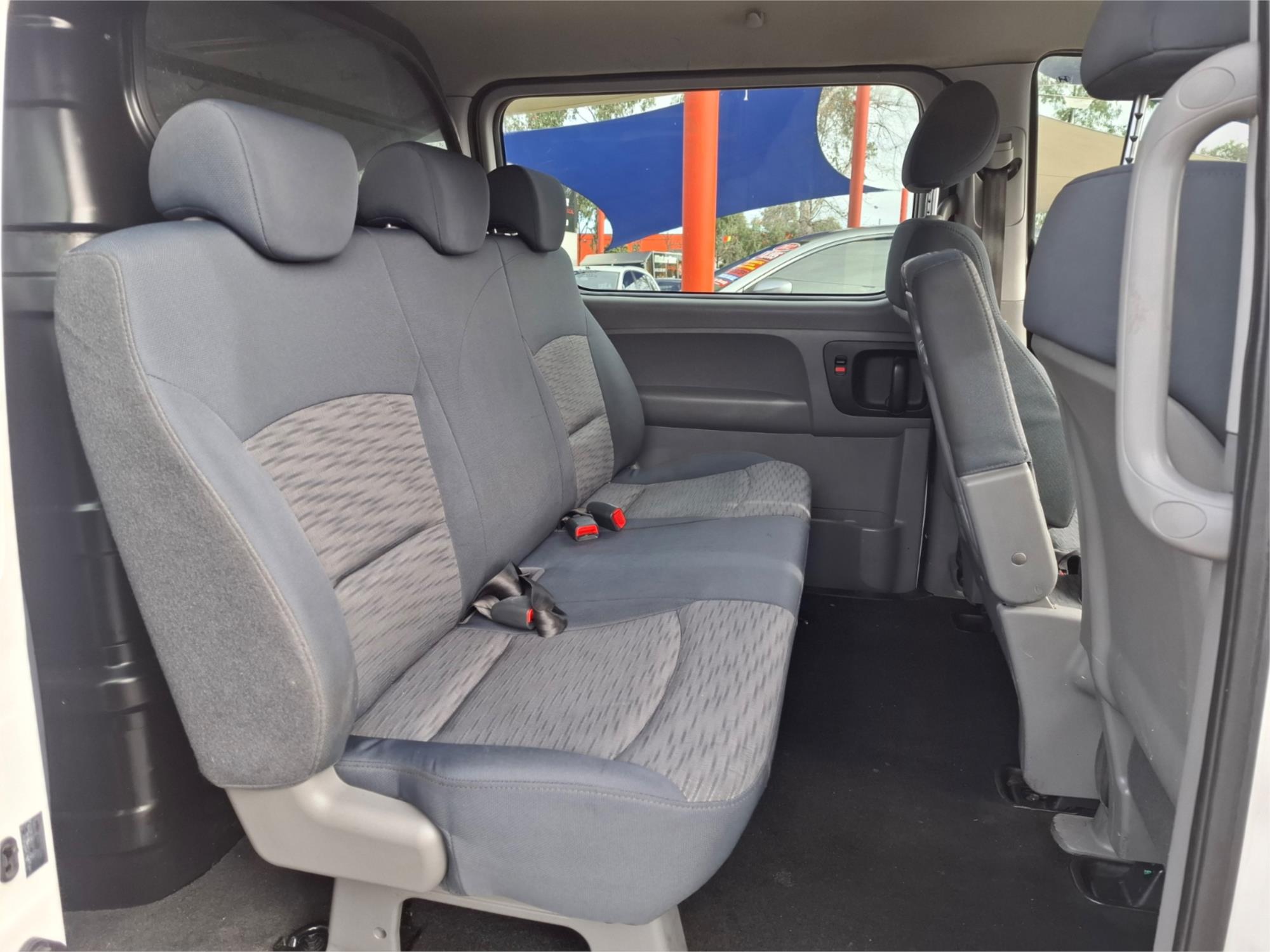 2015 HYUNDAI iLOAD TQ SERIES 2 (TQ3) 6 SP MANUAL 4D VAN