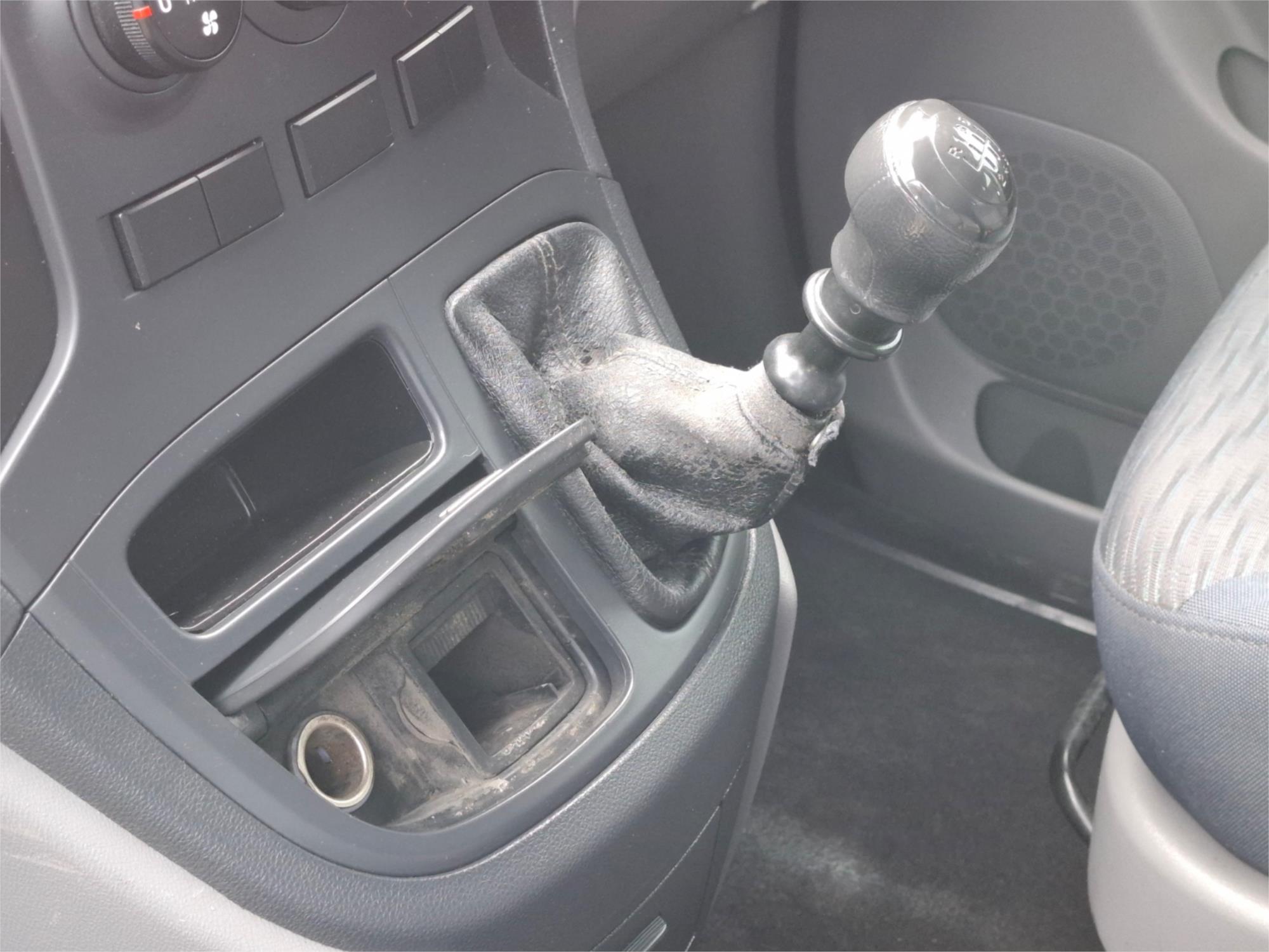 2015 HYUNDAI iLOAD TQ SERIES 2 (TQ3) 6 SP MANUAL 4D VAN