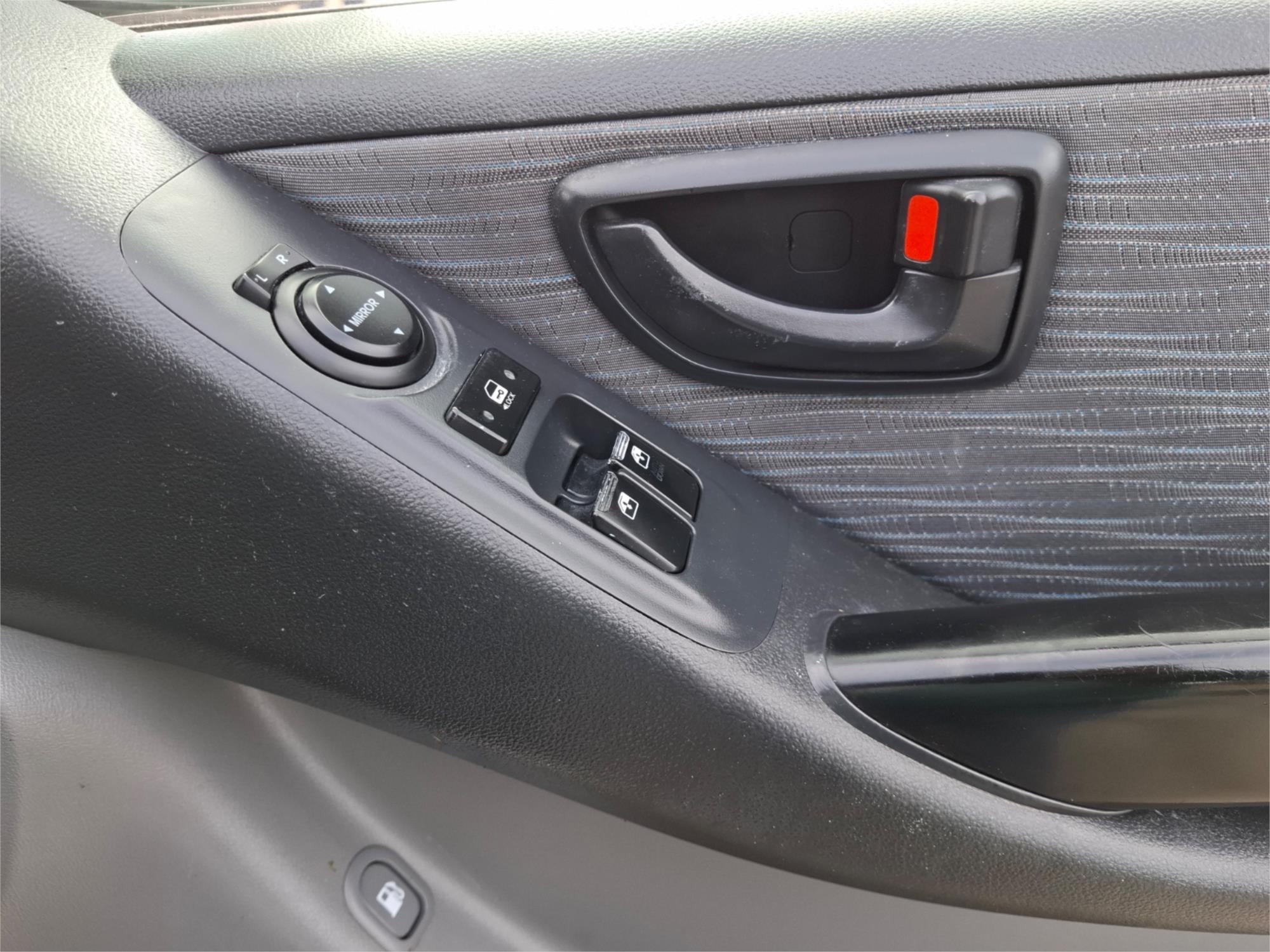 2015 HYUNDAI iLOAD TQ SERIES 2 (TQ3) 6 SP MANUAL 4D VAN
