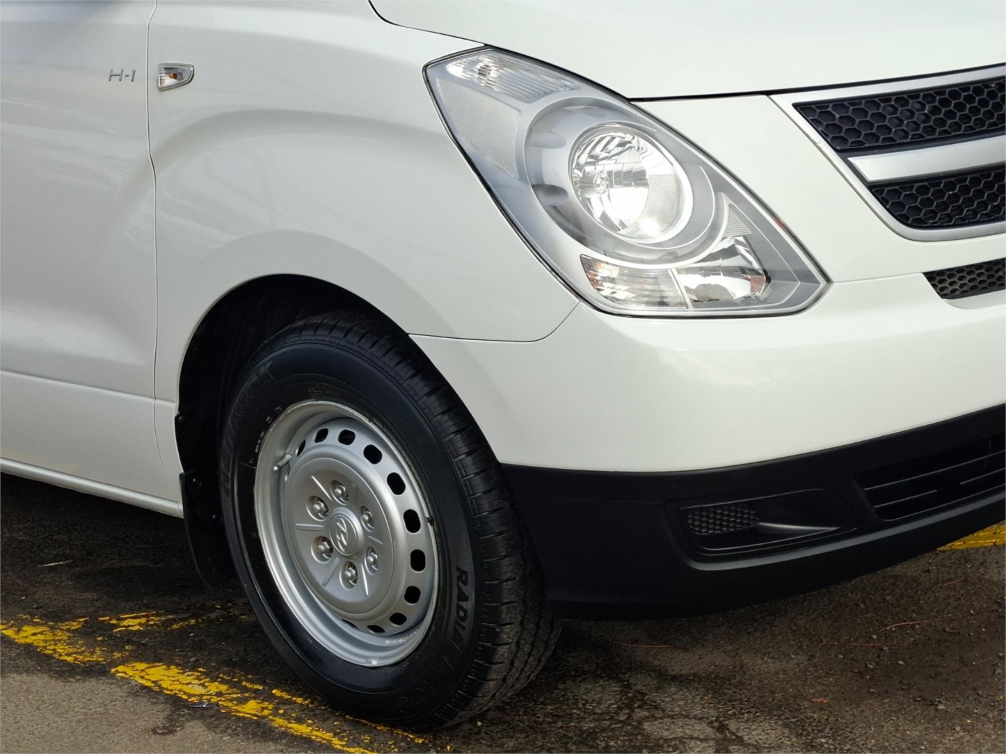 2015 HYUNDAI iLOAD TQ SERIES 2 (TQ3) 6 SP MANUAL 4D VAN