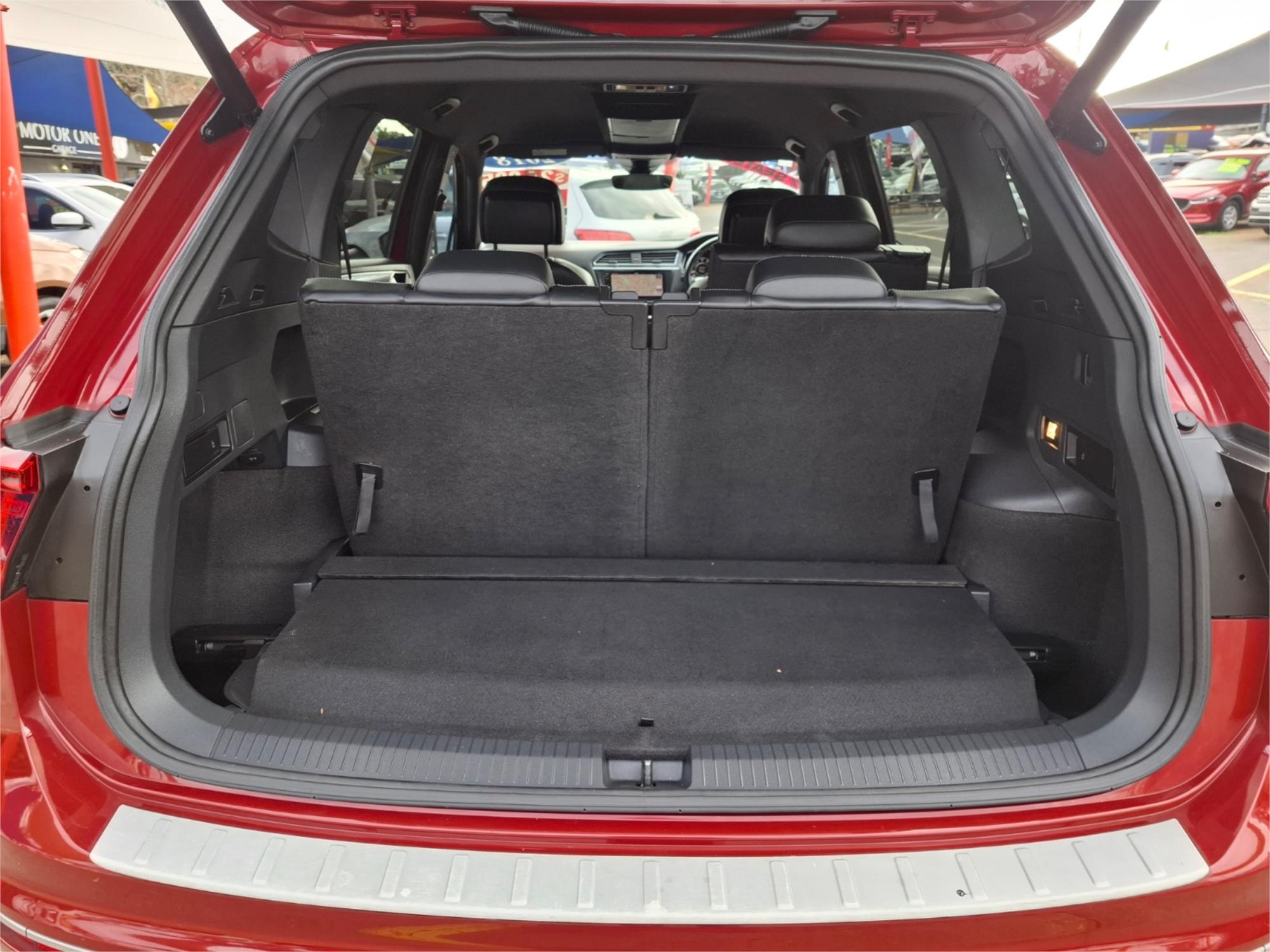 2018 VOLKSWAGEN TIGUAN 5NA MY18 162 TSI HIGHLINE 7 SP AUTO DIRECT SHIFT 4D WAGON
