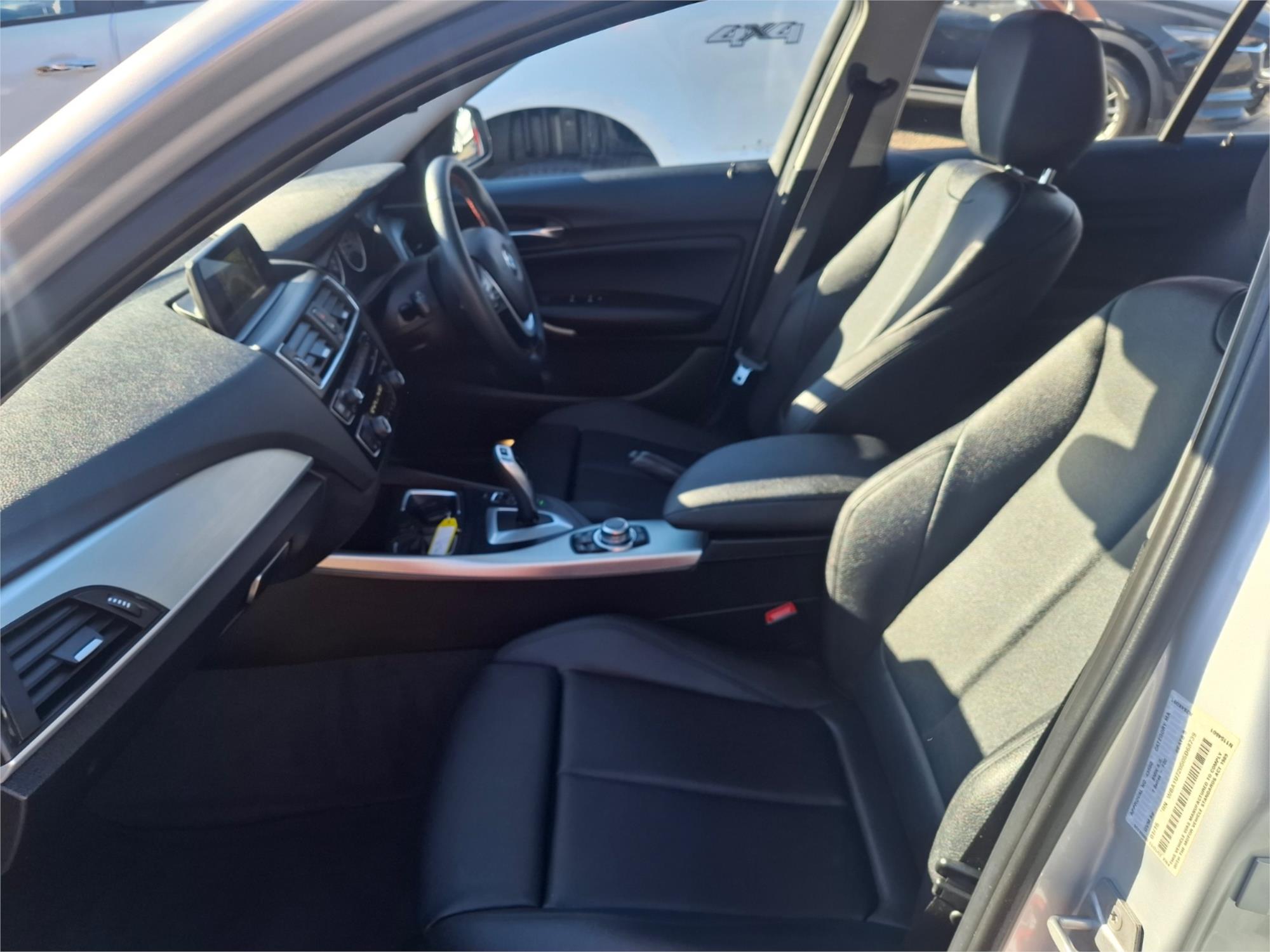 2016 BMW 1 F20 LCI MY17 20i SPORT LINE 8 SP AUTOMATIC 5D HATCHBACK