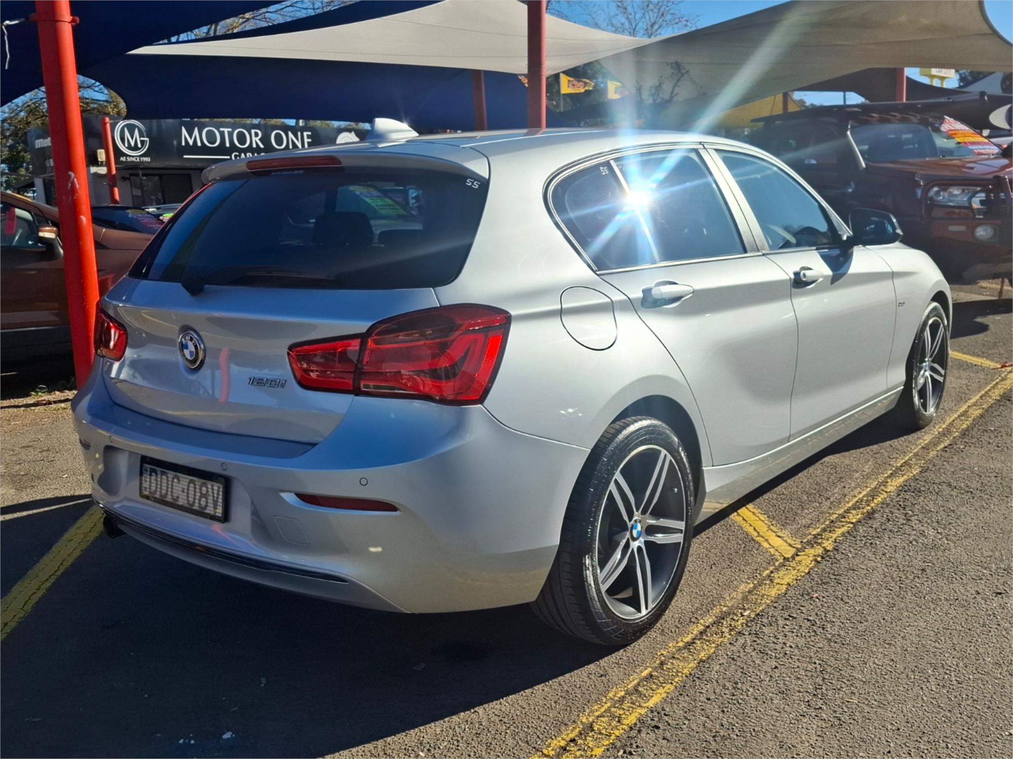 2016 BMW 1 F20 LCI MY17 20i SPORT LINE 8 SP AUTOMATIC 5D HATCHBACK