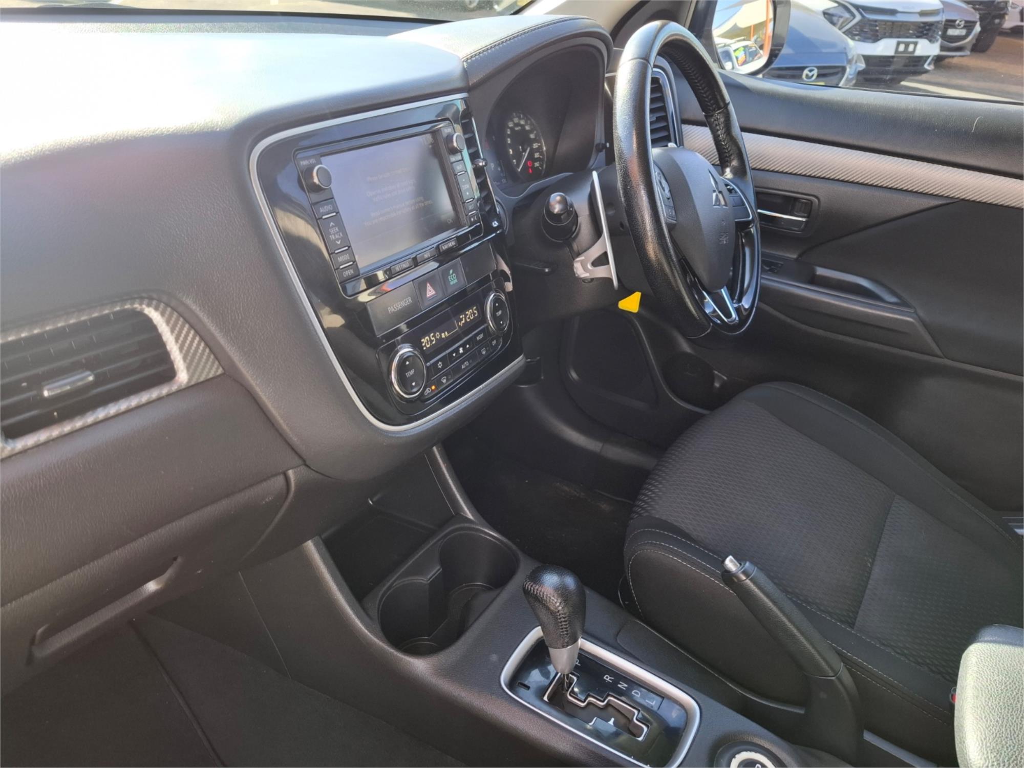 2016 MITSUBISHI OUTLANDER ZK MY16 XLS (4x4) CONTINUOUS VARIABLE 4D WAGON