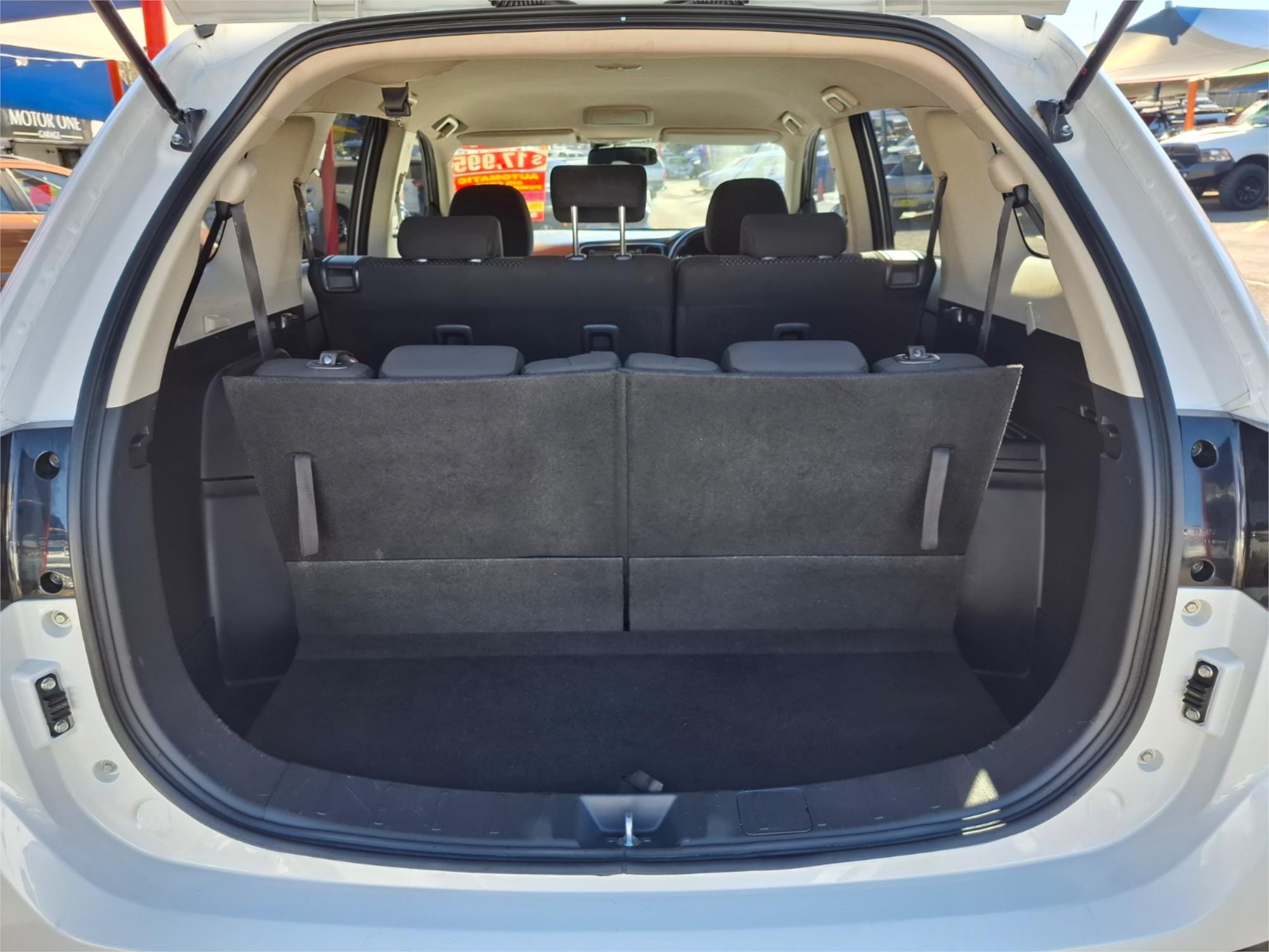 2016 MITSUBISHI OUTLANDER ZK MY16 XLS (4x4) CONTINUOUS VARIABLE 4D WAGON