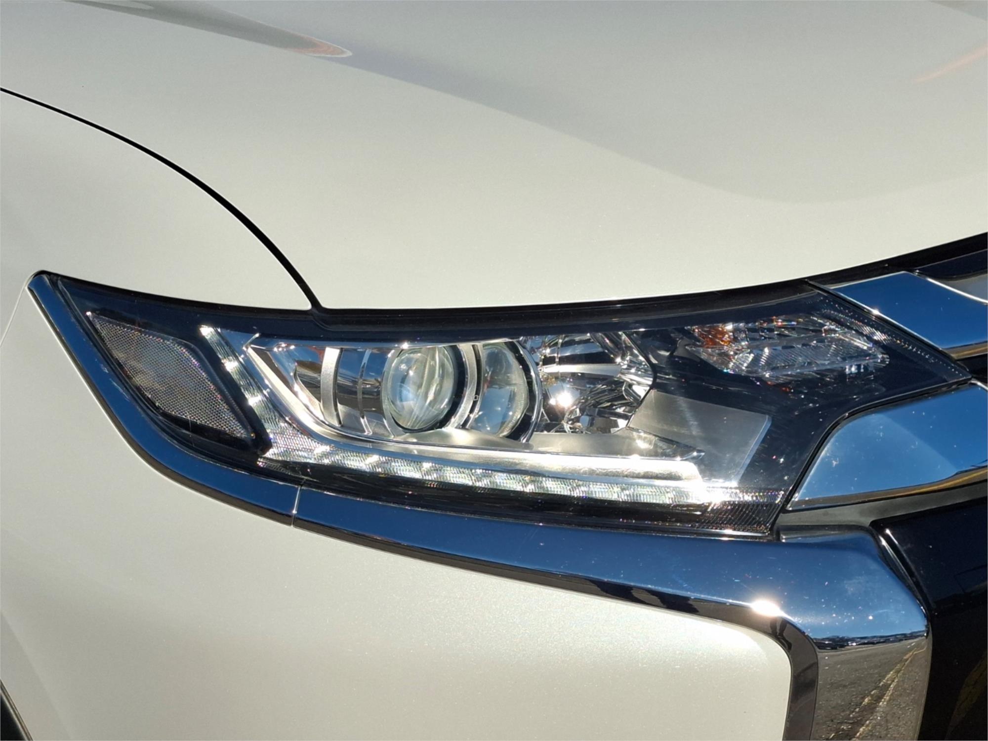 2016 MITSUBISHI OUTLANDER ZK MY16 XLS (4x4) CONTINUOUS VARIABLE 4D WAGON
