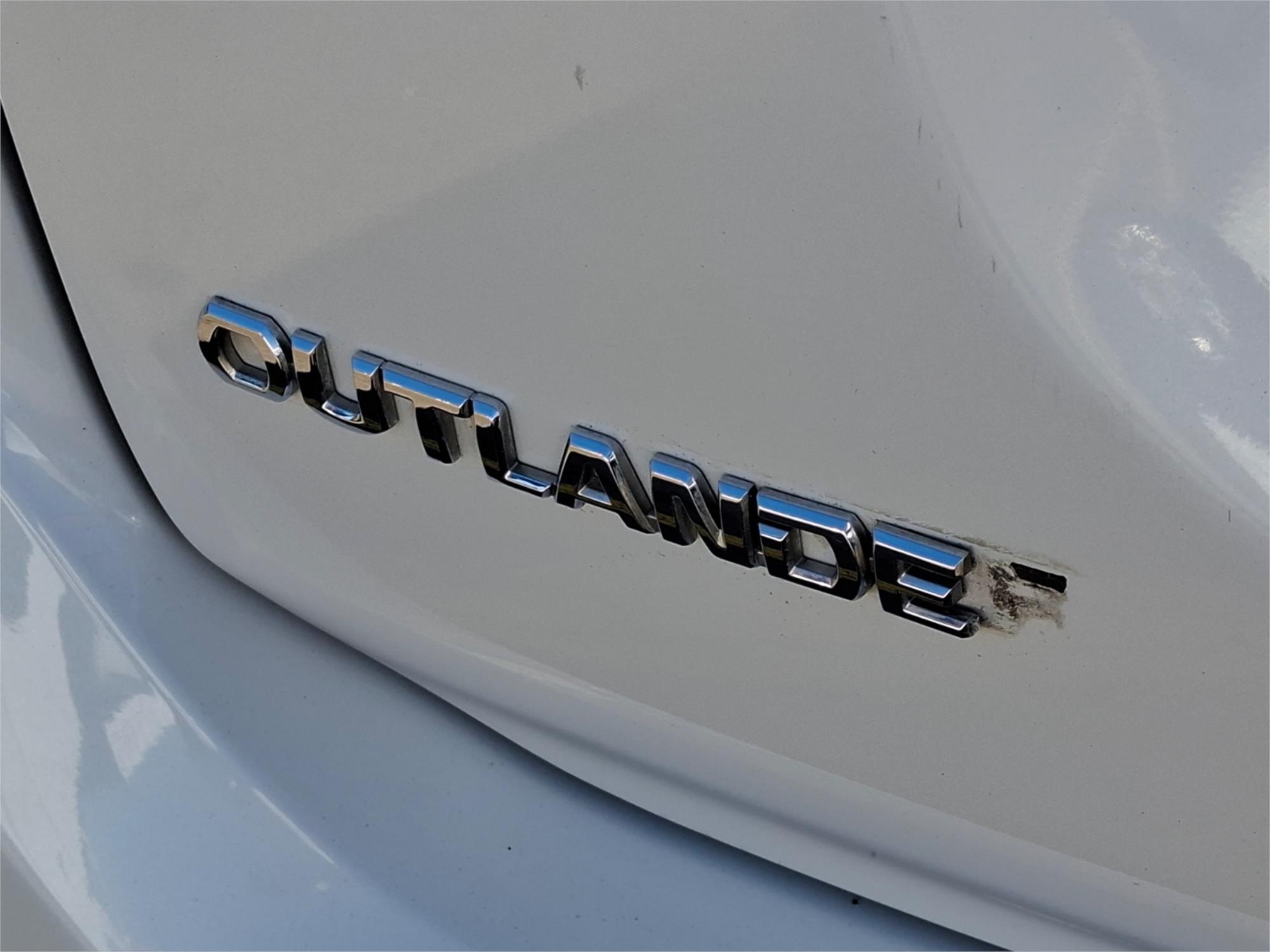 2016 MITSUBISHI OUTLANDER ZK MY16 XLS (4x4) CONTINUOUS VARIABLE 4D WAGON