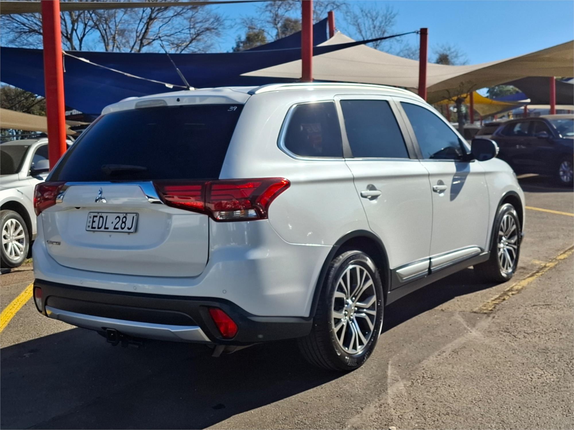 2016 MITSUBISHI OUTLANDER ZK MY16 XLS (4x4) CONTINUOUS VARIABLE 4D WAGON