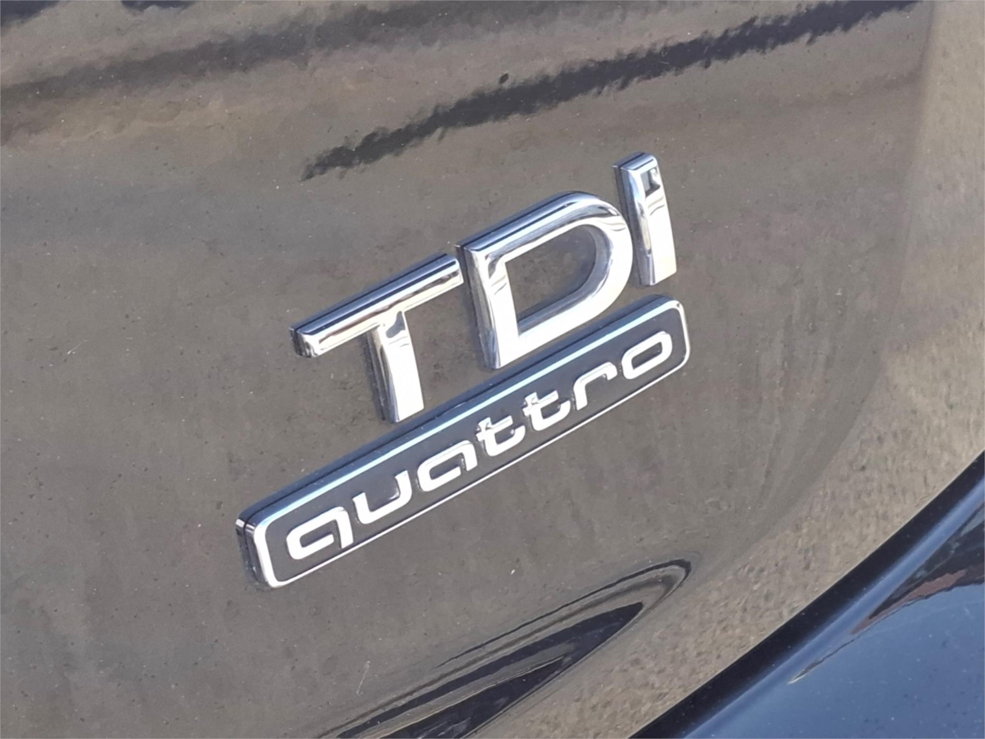 2017 AUDI Q5 FY MY17 2.0 TDI QUATTRO S LINE BLACK 7 SP AUTO S-TRONIC 4D WAGON