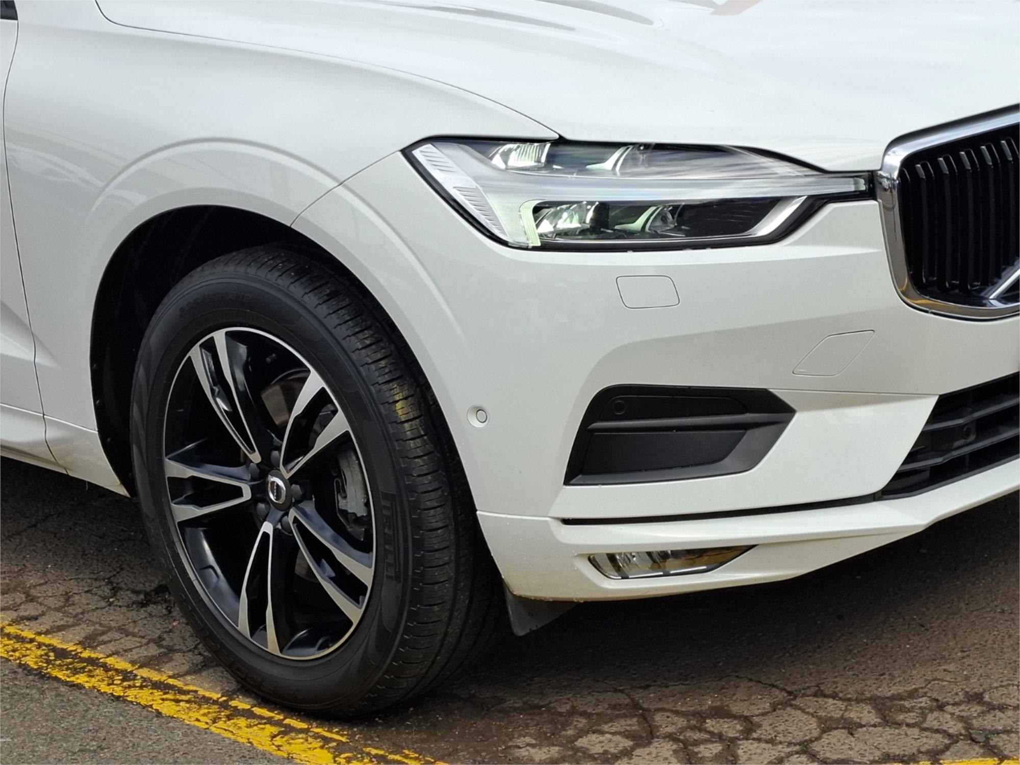 2020 VOLVO XC60 246 MY20 D4 MOMENTUM (AWD) 8 SP AUTOMATIC GEARTRONIC 4D WAGON