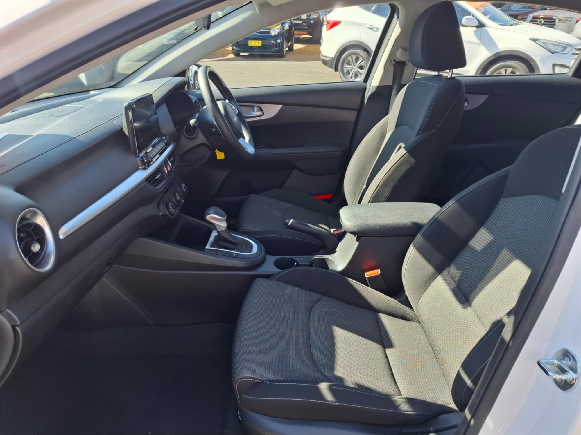 2024 KIA CERATO BD MY24 S 6 SP AUTOMATIC 5D HATCHBACK