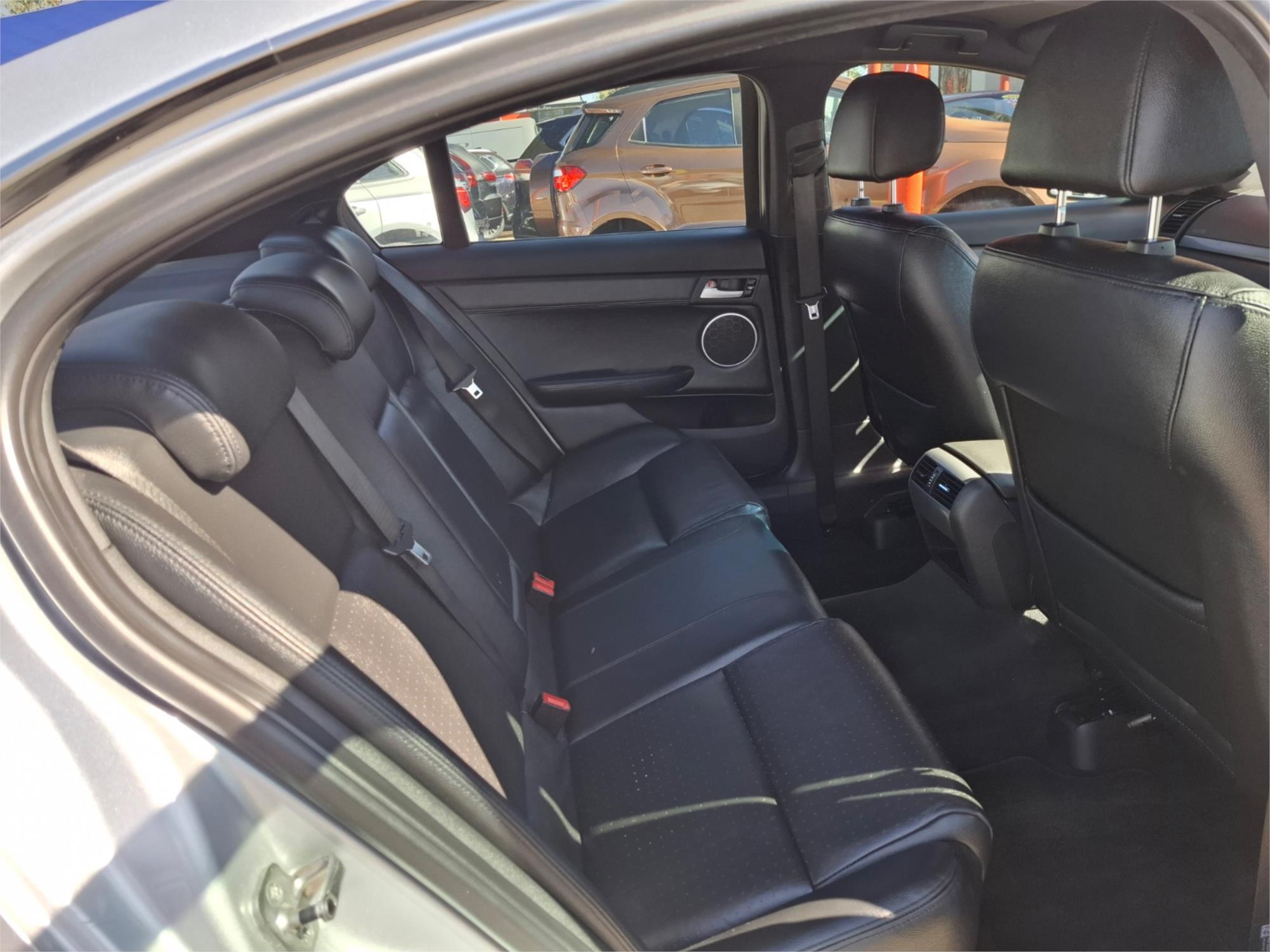 2012 HOLDEN CALAIS VE II MY12 6 SP AUTOMATIC 4D SEDAN
