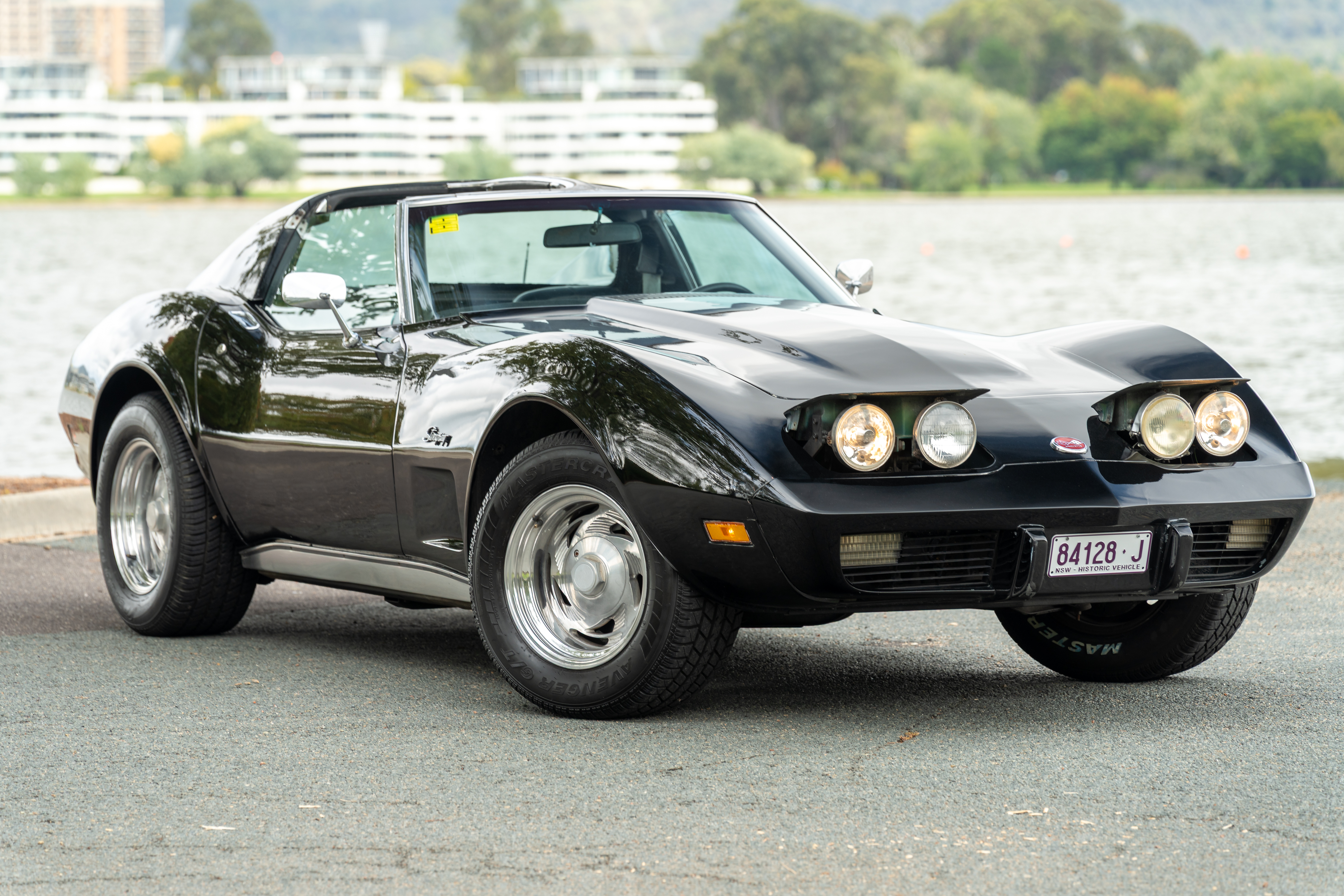 11/1975 CHEVROLET CORVETTE C3 STINGRAY 3 SP AUTOMATIC 2D COUPE