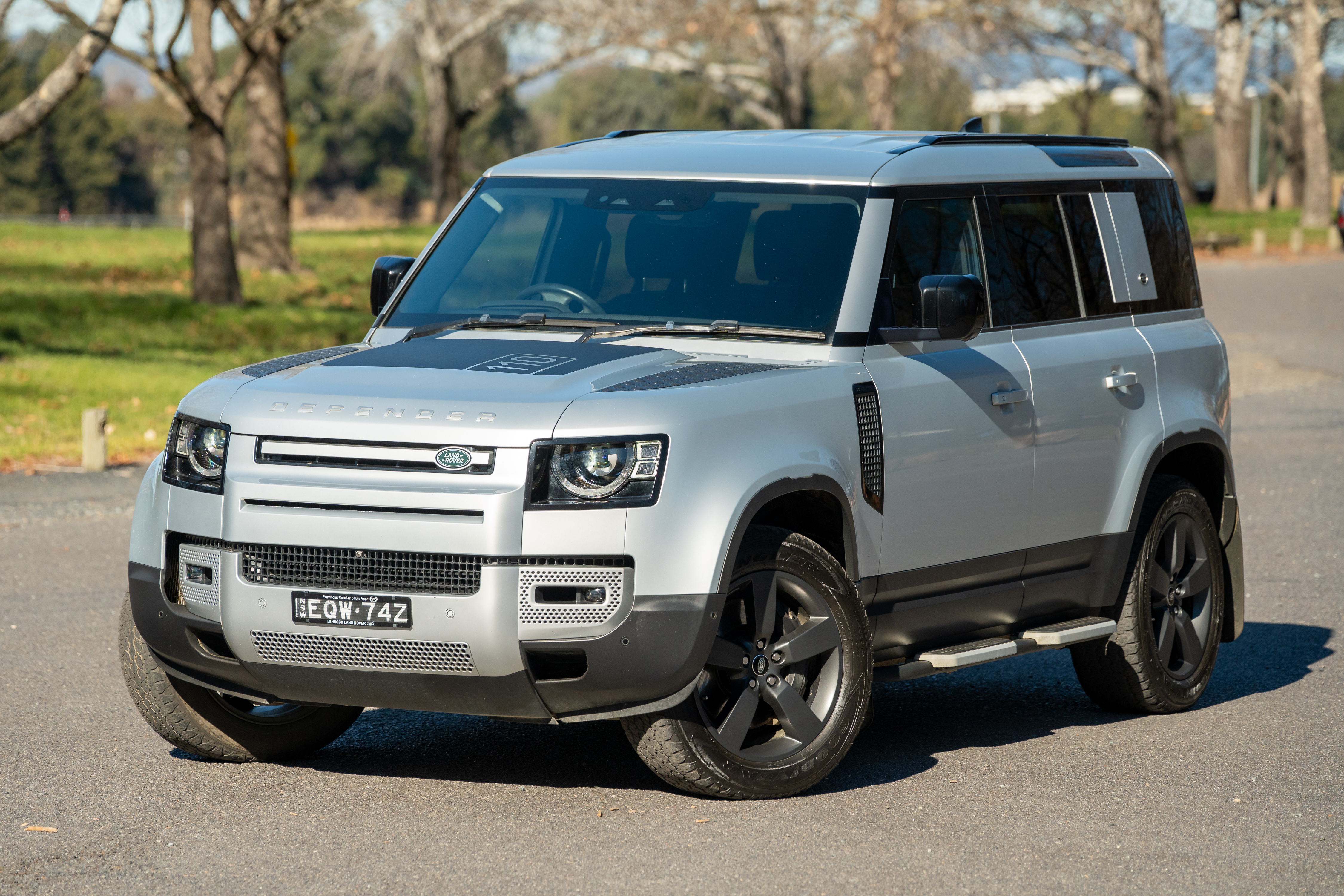 12/2021 LAND ROVER DEFENDER L663 MY21 110 P400 SE (294kW) 8 SP AUTOMATIC 4D WAGON