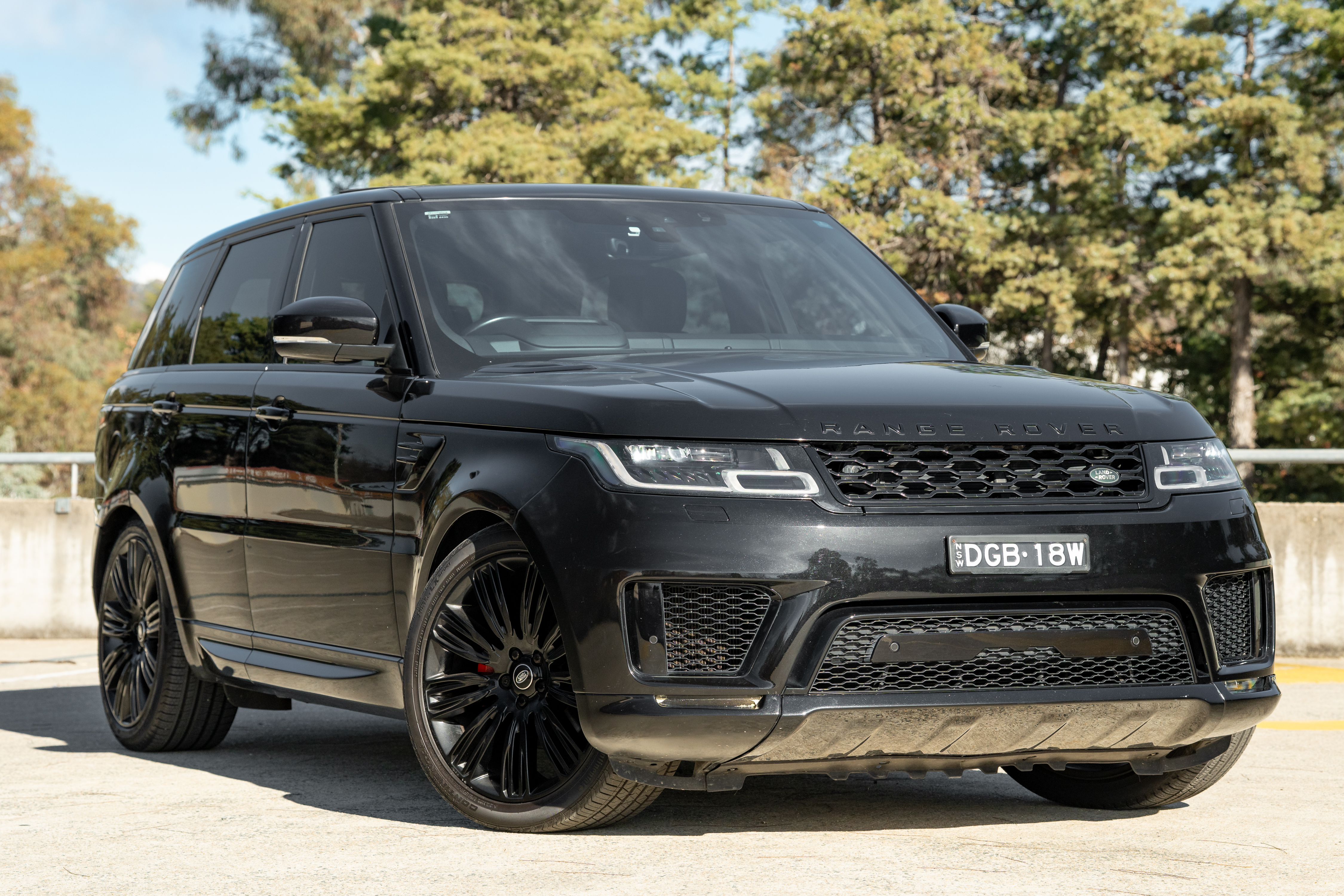 04/2018 RANGE ROVER RANGE ROVER LW MY18 SPORT SDV6 HSE DYNAMIC (225kW) 8 SP AUTOMATIC 4D WAGON