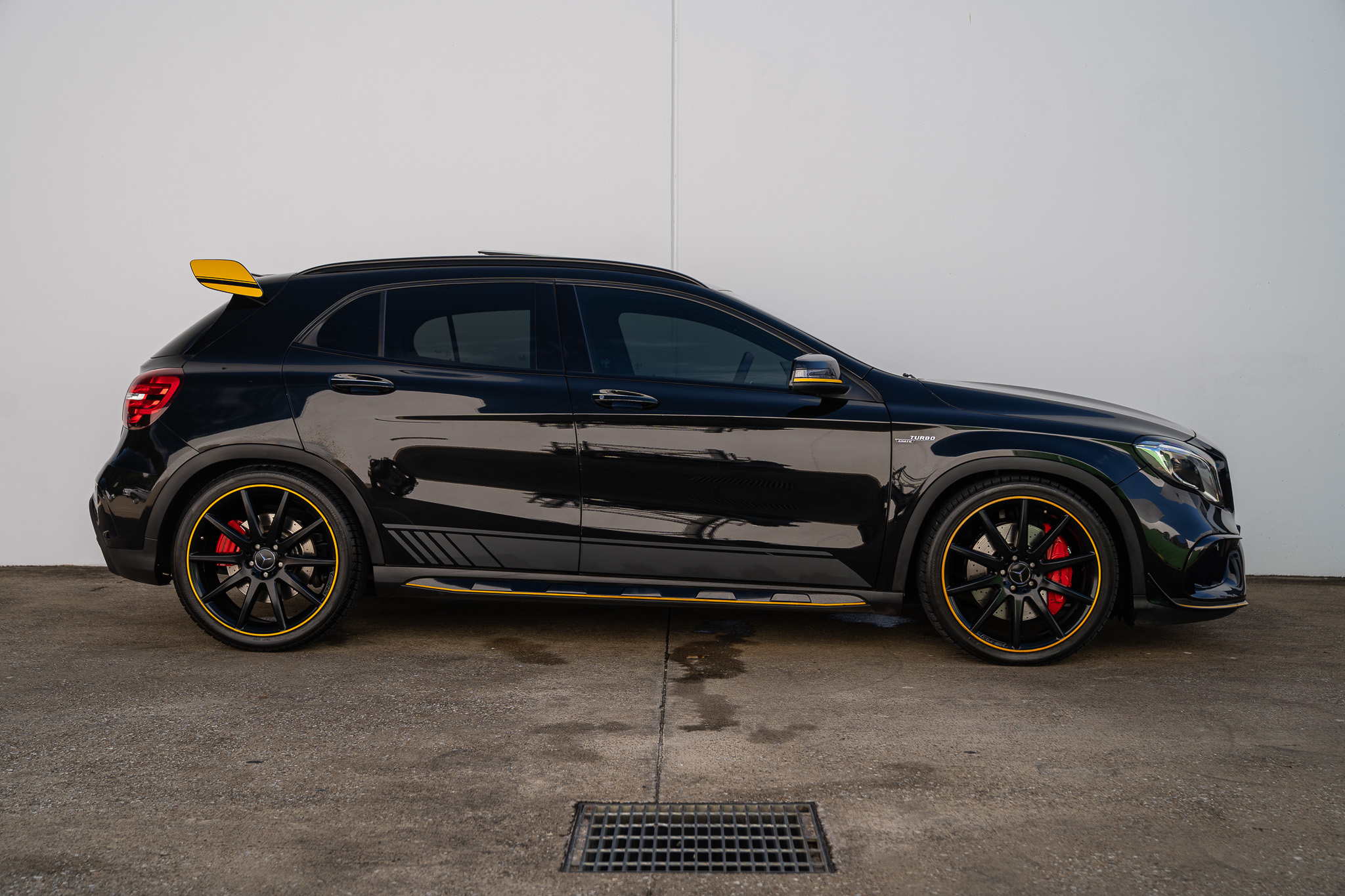 12/2017 MERCEDES-AMG GLA X156 MY17 45 4MATIC 7 SP AUTO DUAL CLUTCH 4D WAGON