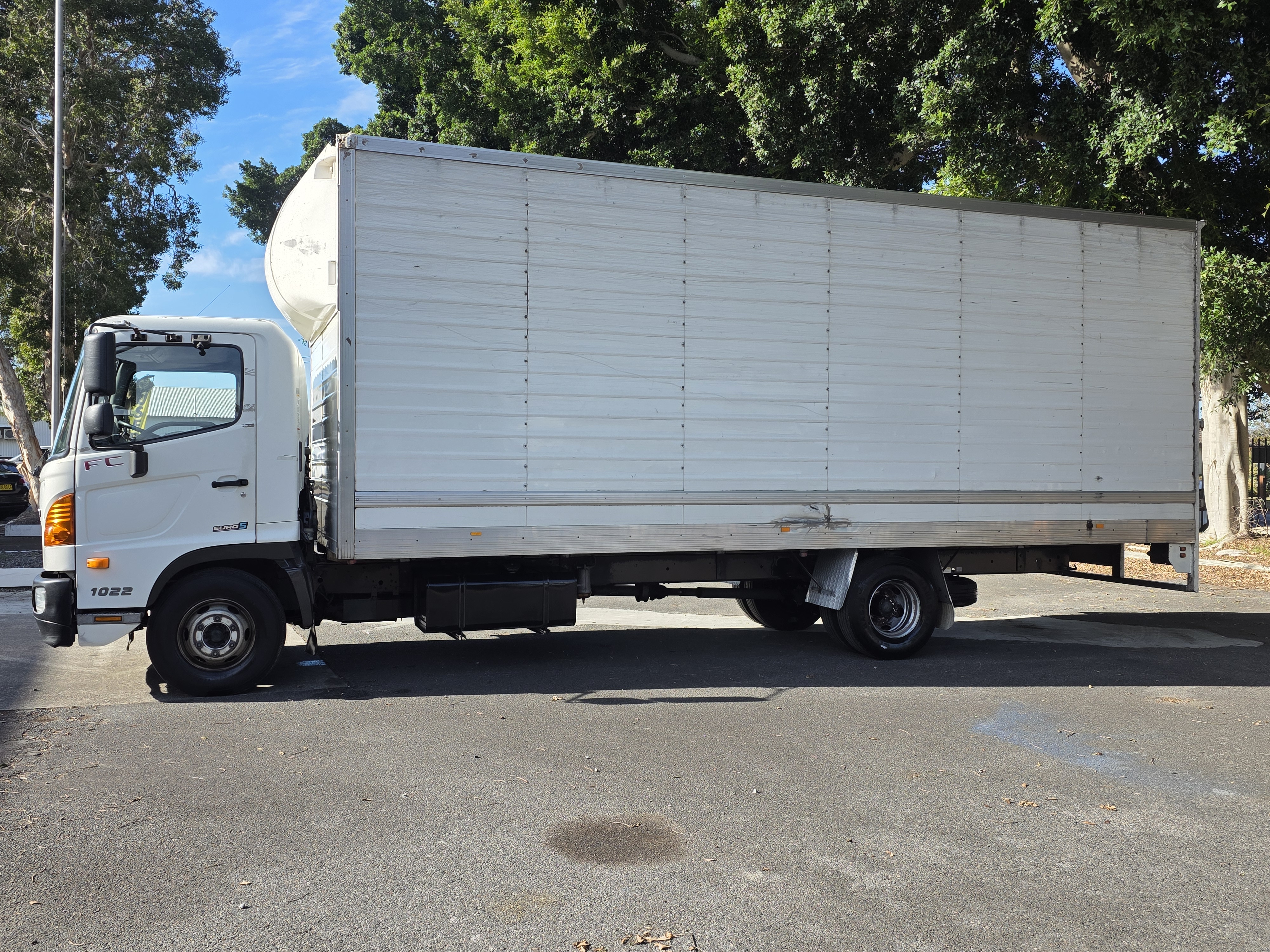 2016 HINO 500 FC7J FC1022 LWB 6 SP MANUAL PANTECH