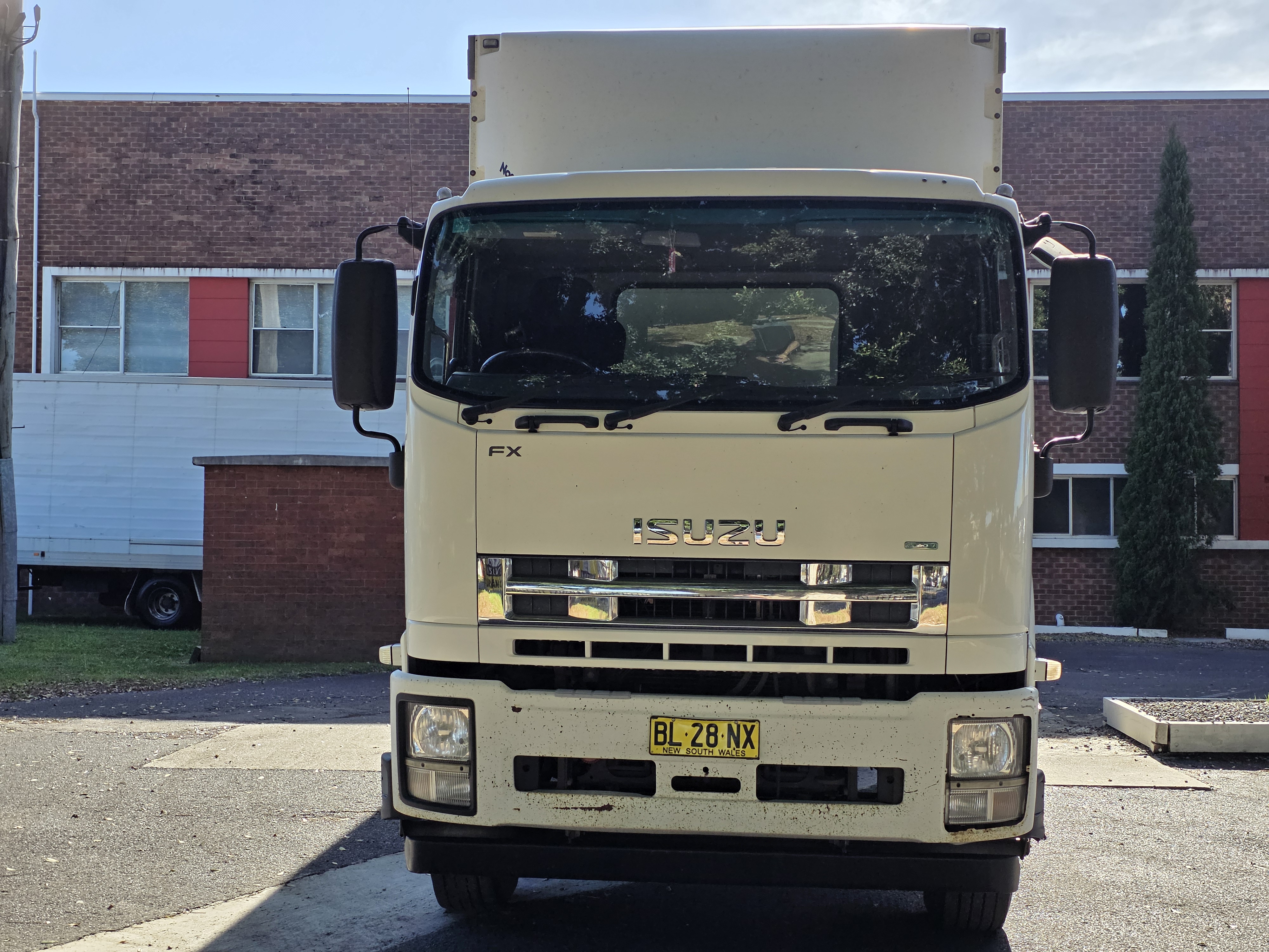 06/2011 ISUZU FXR FH 1000 LONG 9 SP MANUAL C/CHAS