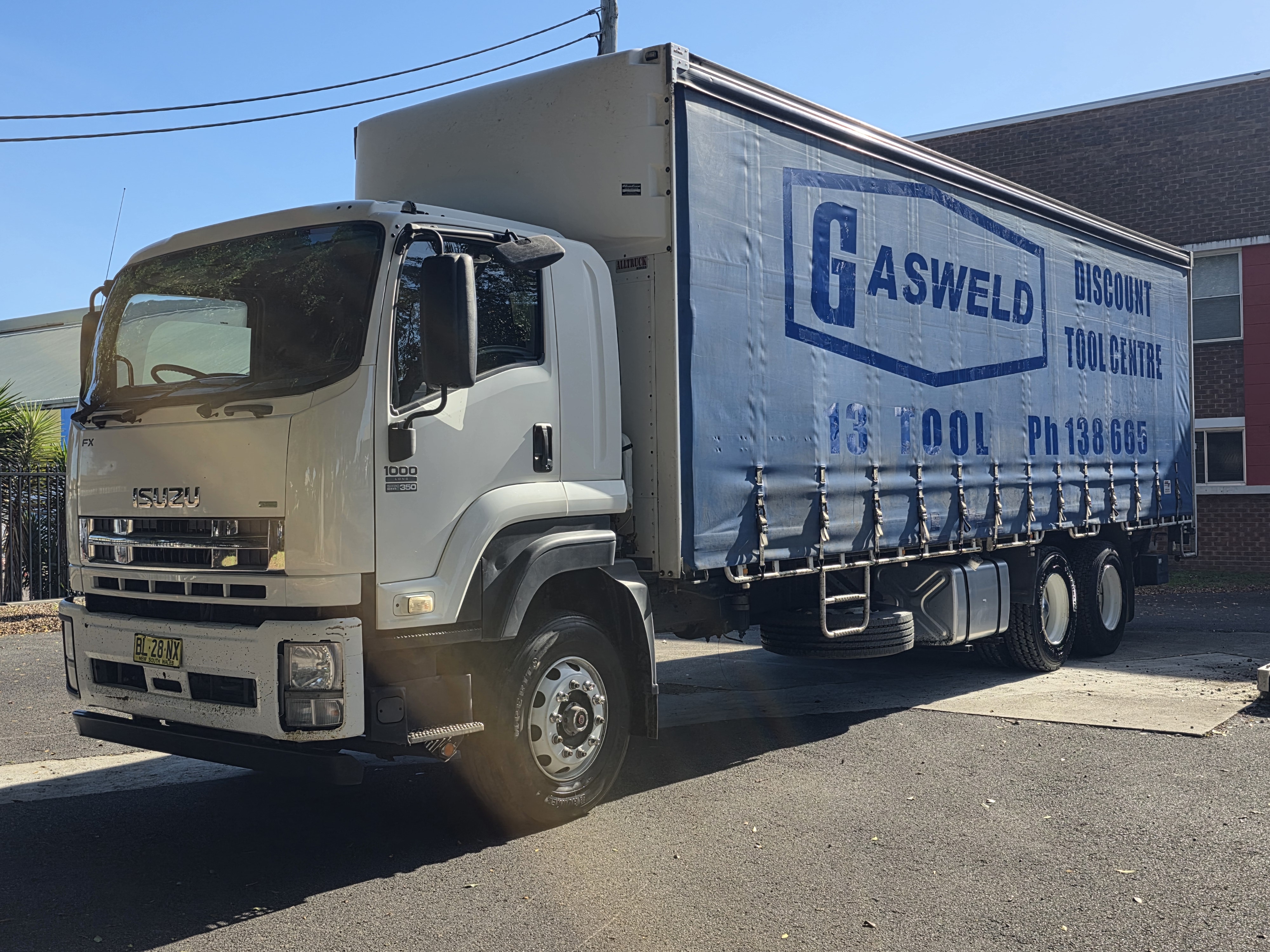06/2011 ISUZU FXR FH 1000 LONG 9 SP MANUAL C/CHAS