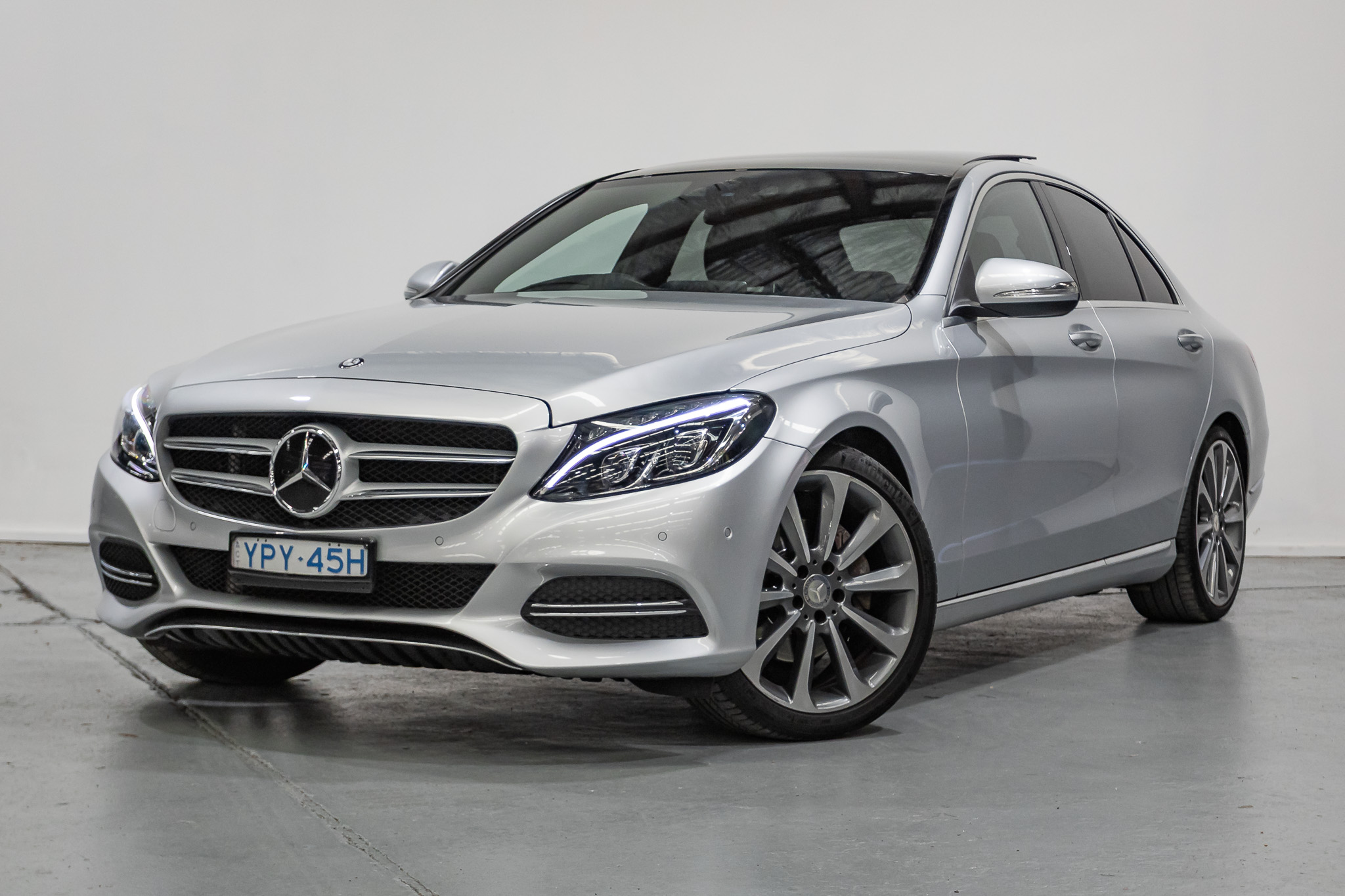 01/2015 MERCEDES-BENZ C250 205 7 SP AUTOMATIC 4D SEDAN