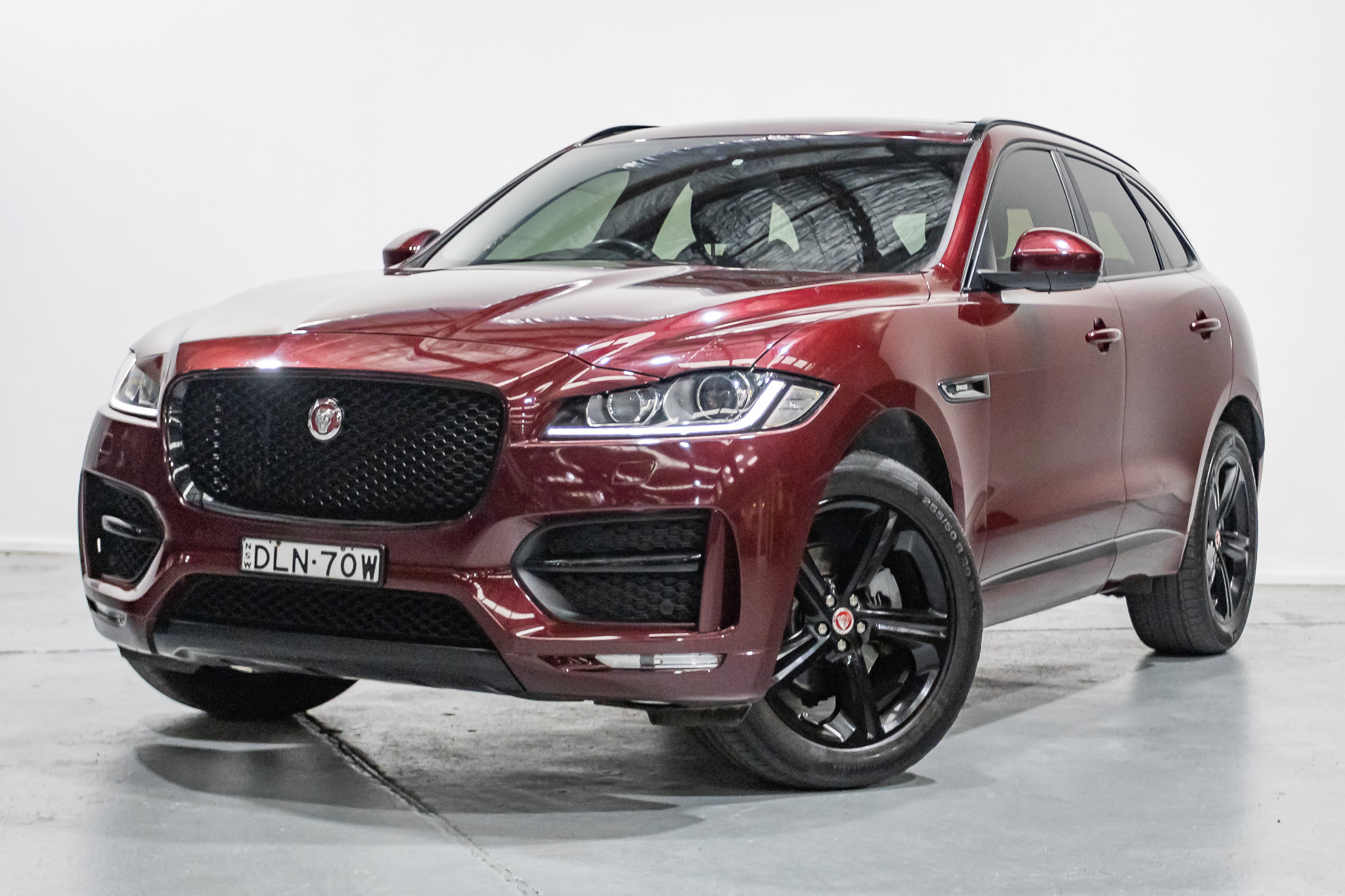 11/2016 JAGUAR F-PACE 20d R-Sport AWD 8 SP AUTOMATIC 4D WAGON