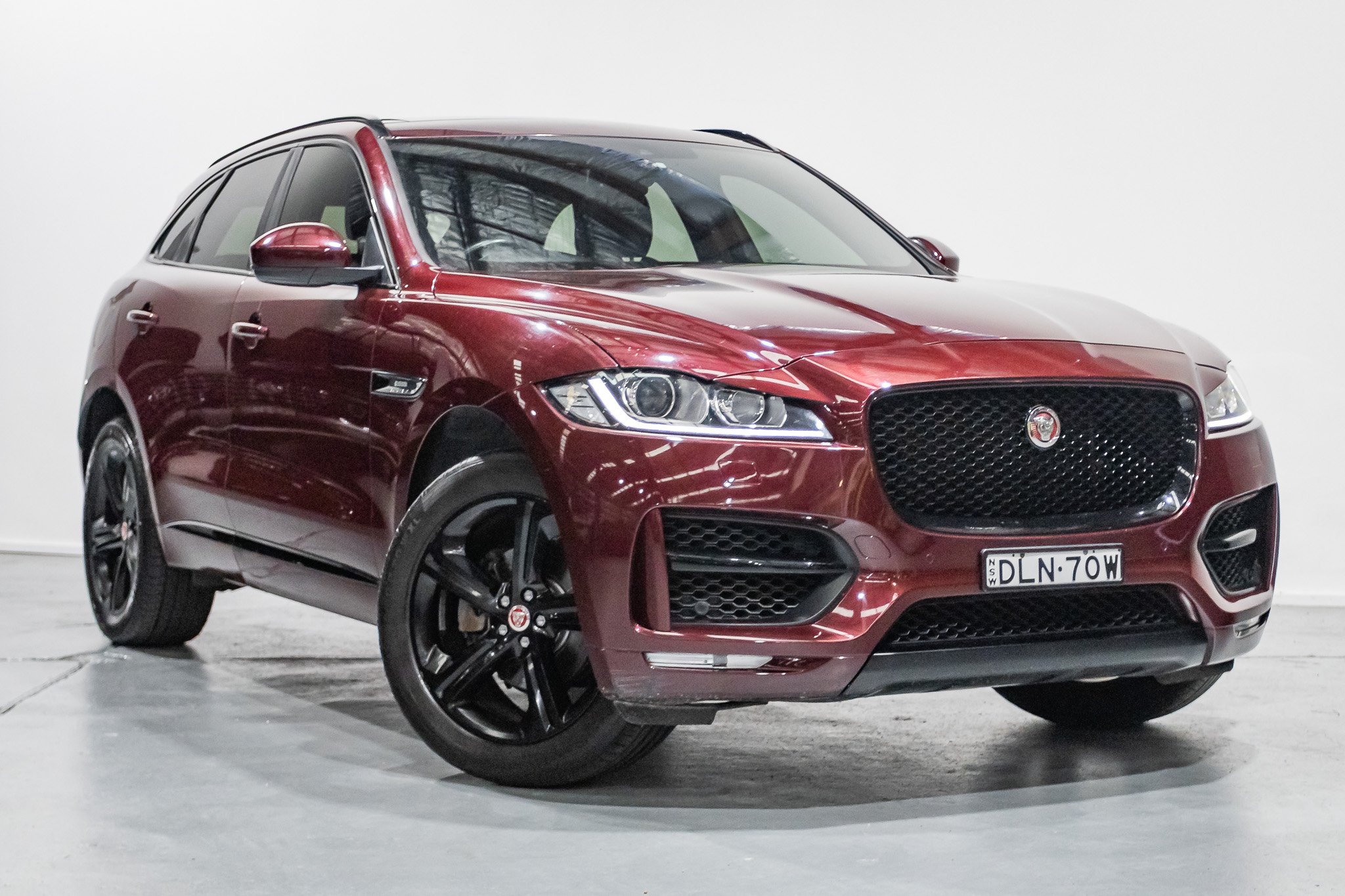 11/2016 JAGUAR F-PACE 20d R-Sport AWD 8 SP AUTOMATIC 4D WAGON