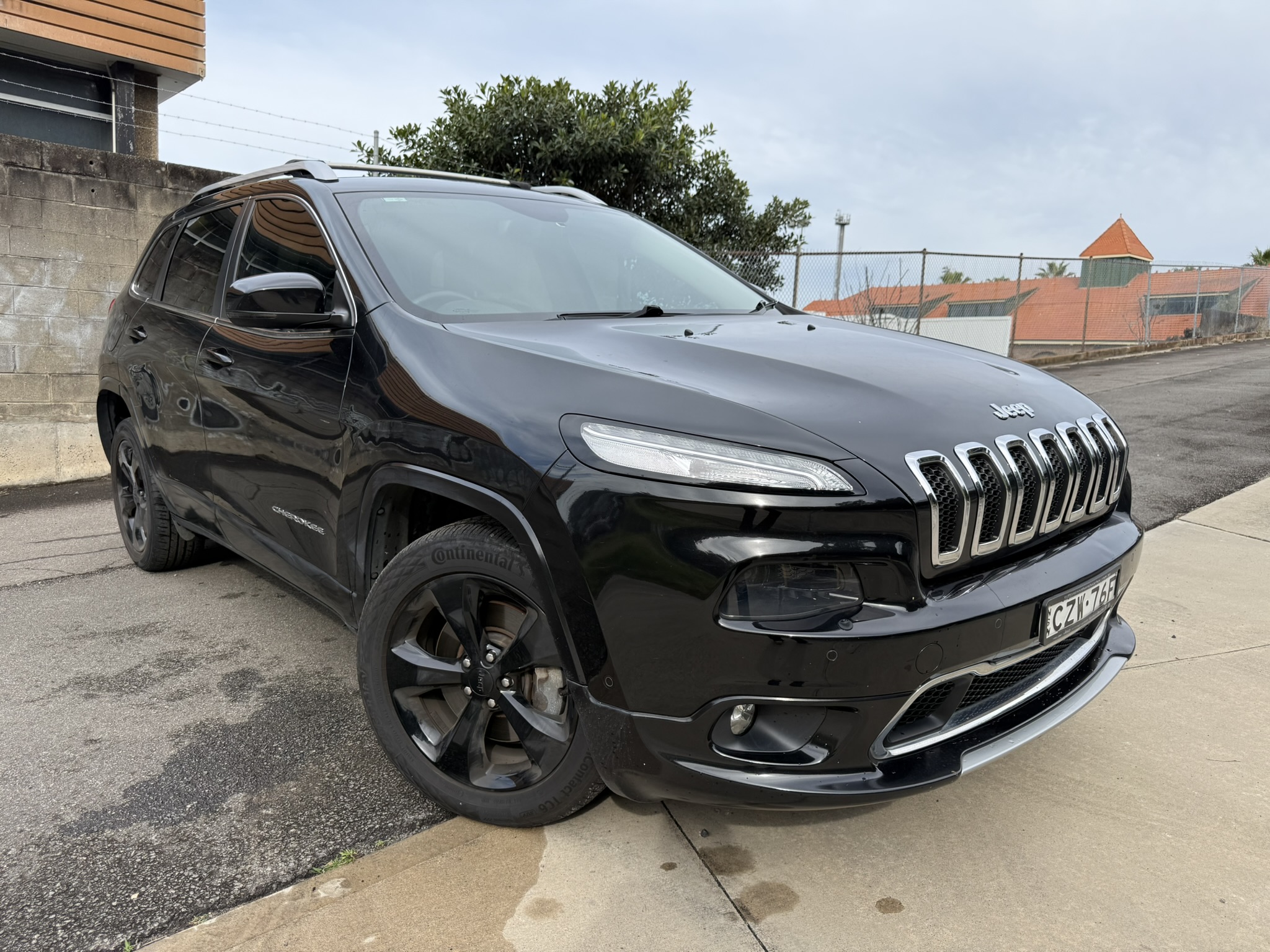 06/2015 JEEP CHEROKEE KL MY15 LIMITED (4x4) 9 SP AUTOMATIC 4D WAGON