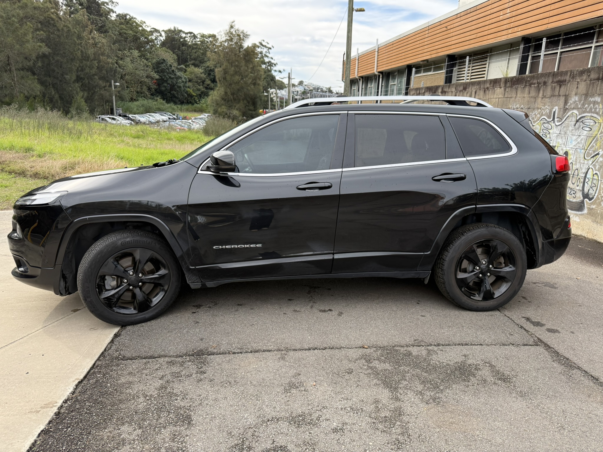 06/2015 JEEP CHEROKEE KL MY15 LIMITED (4x4) 9 SP AUTOMATIC 4D WAGON