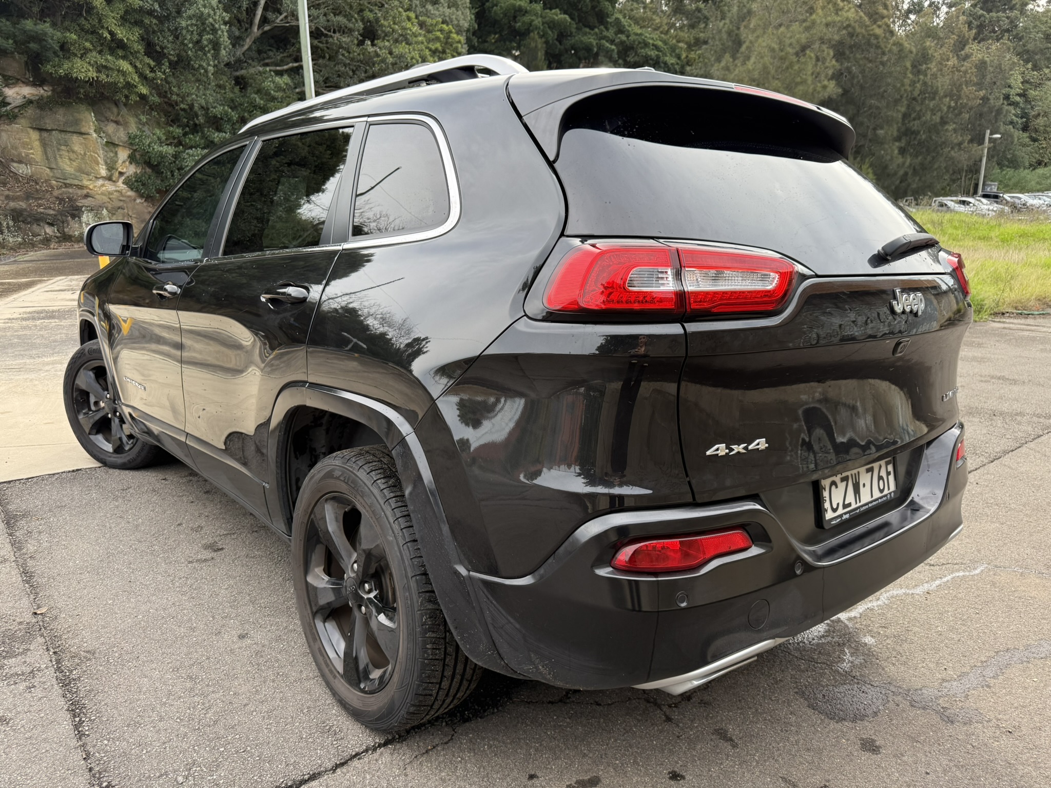 06/2015 JEEP CHEROKEE KL MY15 LIMITED (4x4) 9 SP AUTOMATIC 4D WAGON